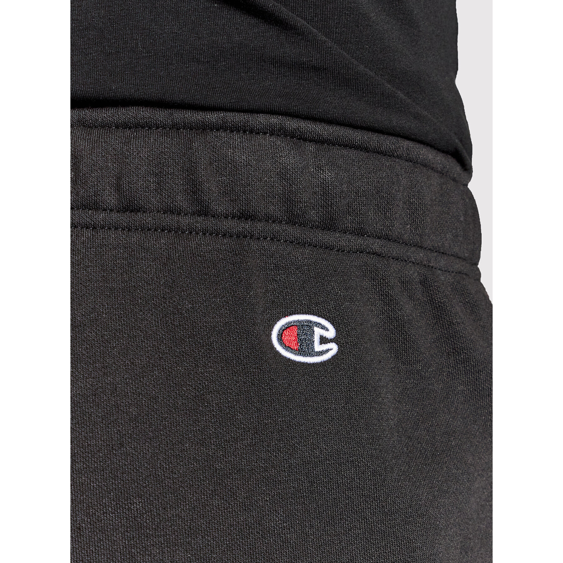 Champion Долнище анцуг Varsity Script Logo 216579 Черен Regular Fit - Pepit.bg