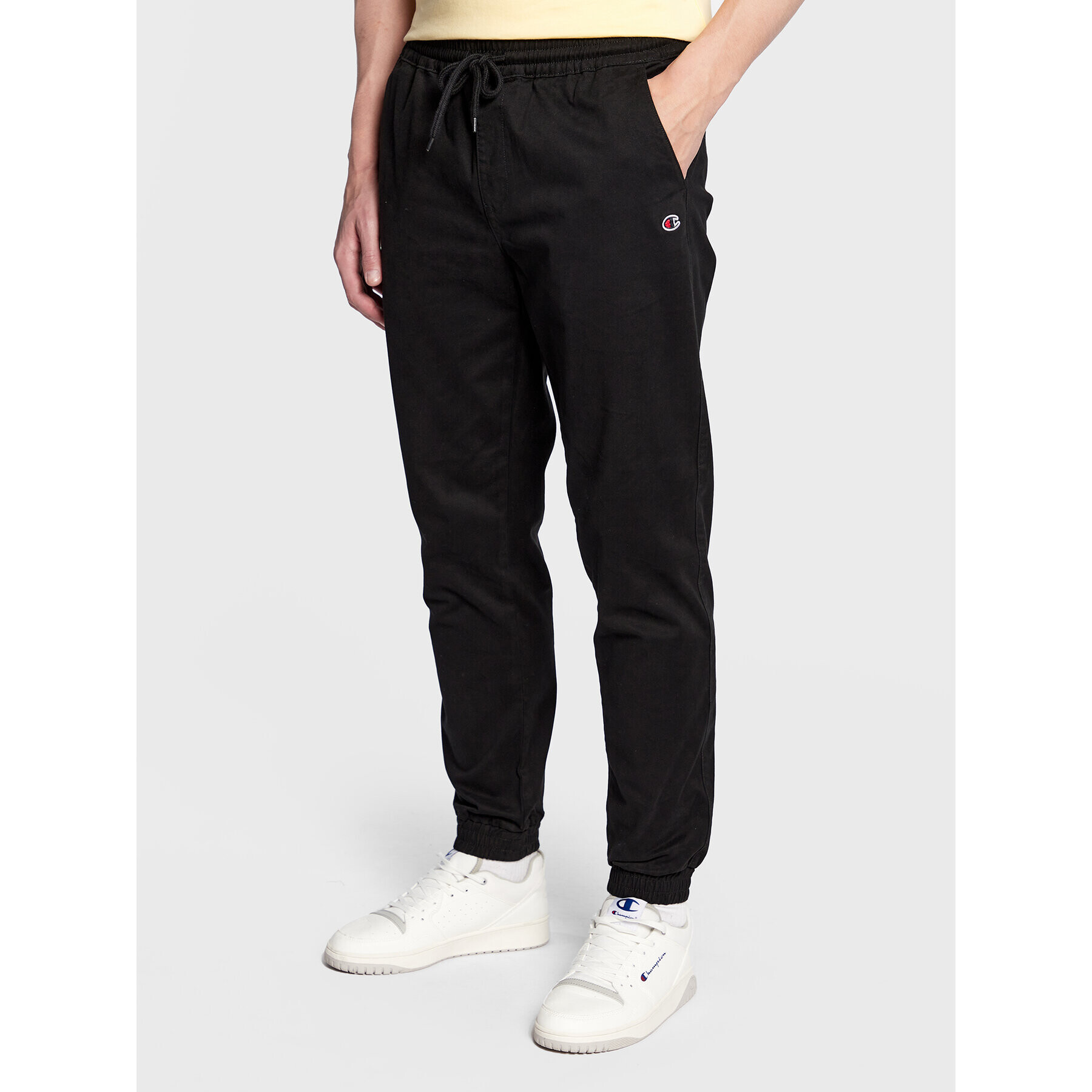 Champion Джогъри Logo 218169 Черен Custom Fit - Pepit.bg