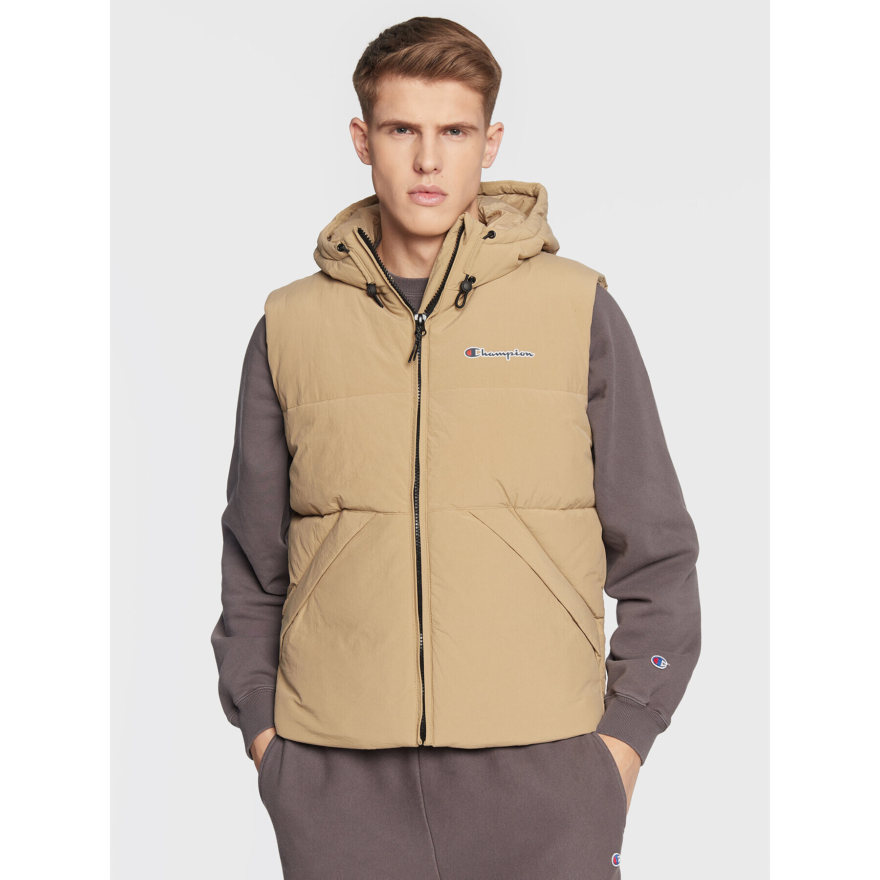 Champion Елек Script Logo 218084 Бежов Regular Fit - Pepit.bg