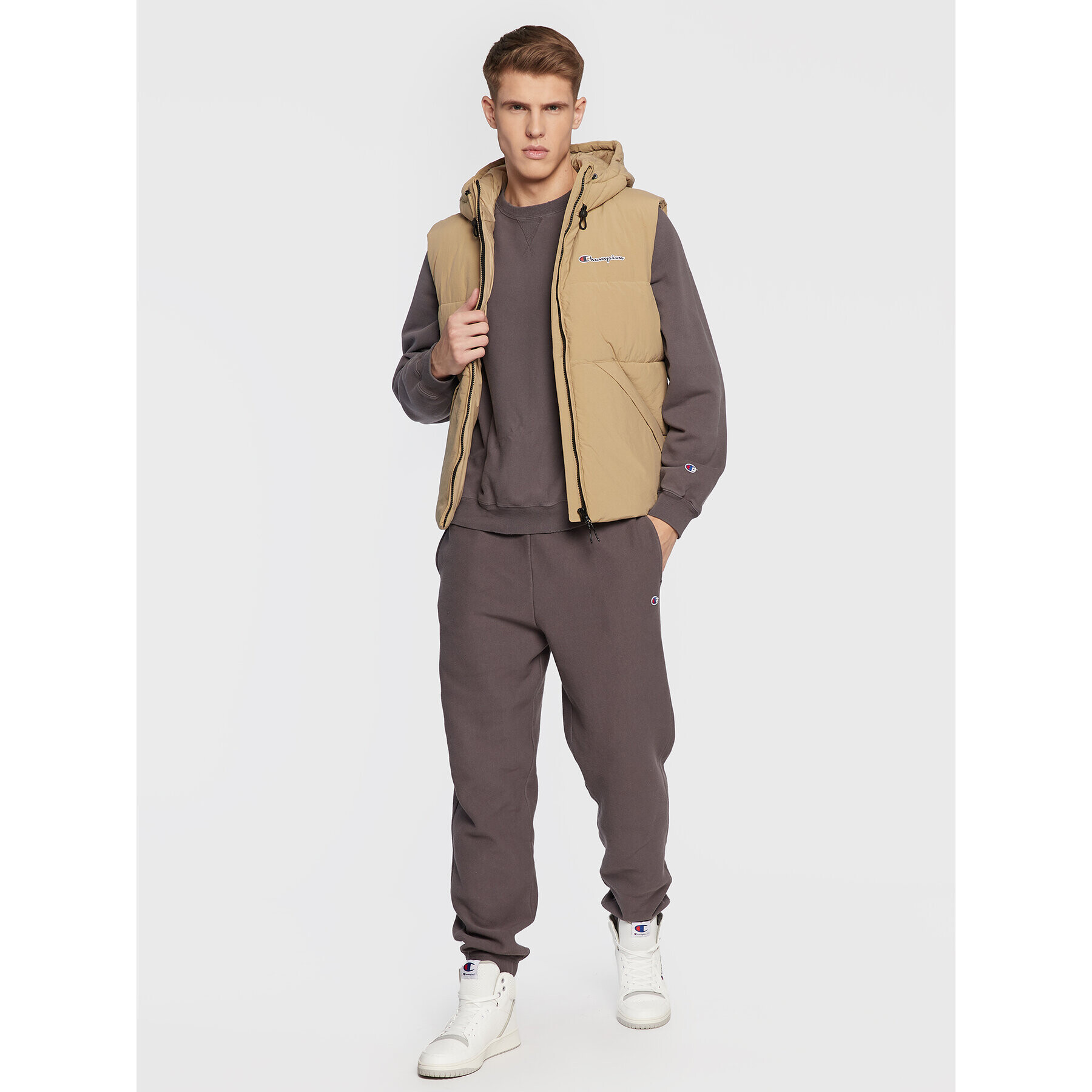 Champion Елек Script Logo 218084 Бежов Regular Fit - Pepit.bg