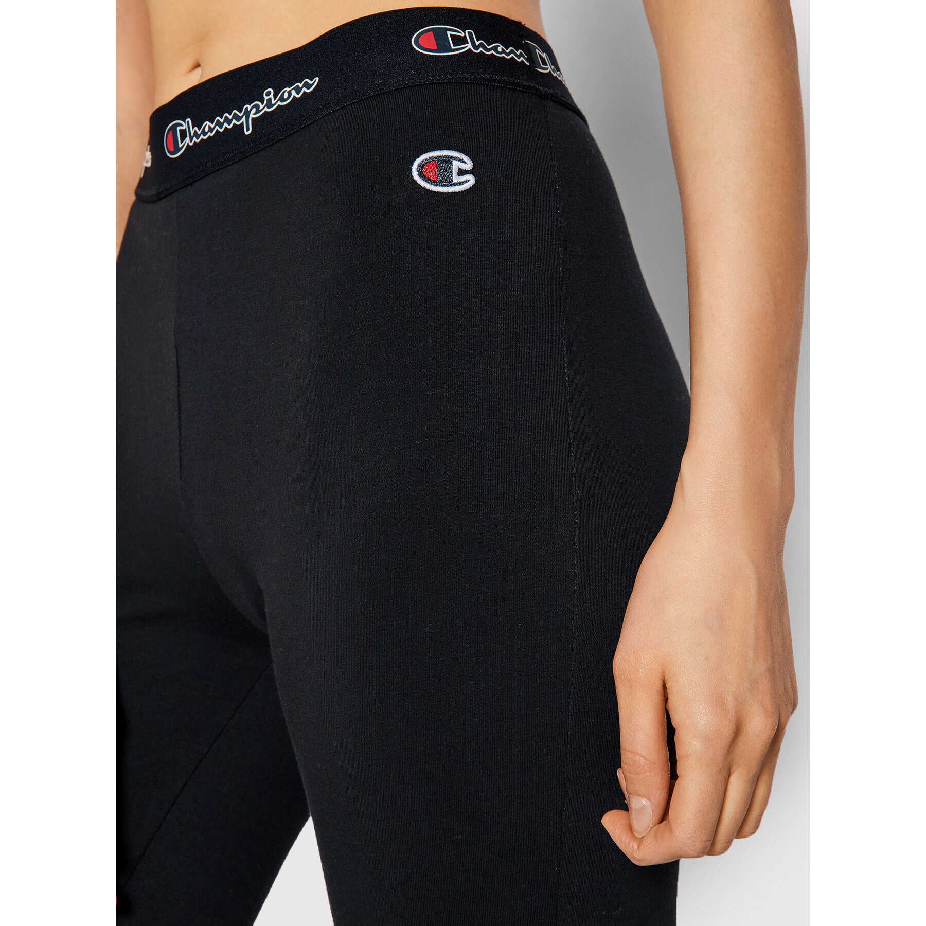 Champion Клин Script Logo 114561 Черен Athletic Fit - Pepit.bg