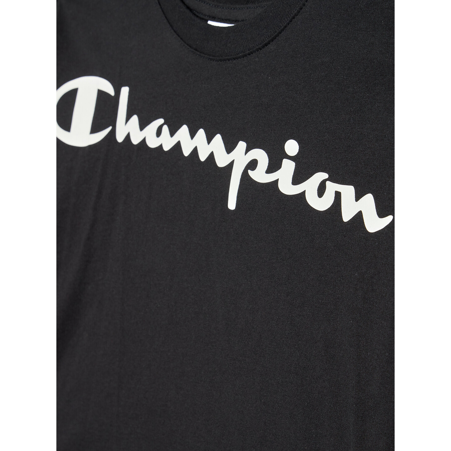 Champion Комплект тишърт и спортни шорти 404319 Черен Regular Fit - Pepit.bg