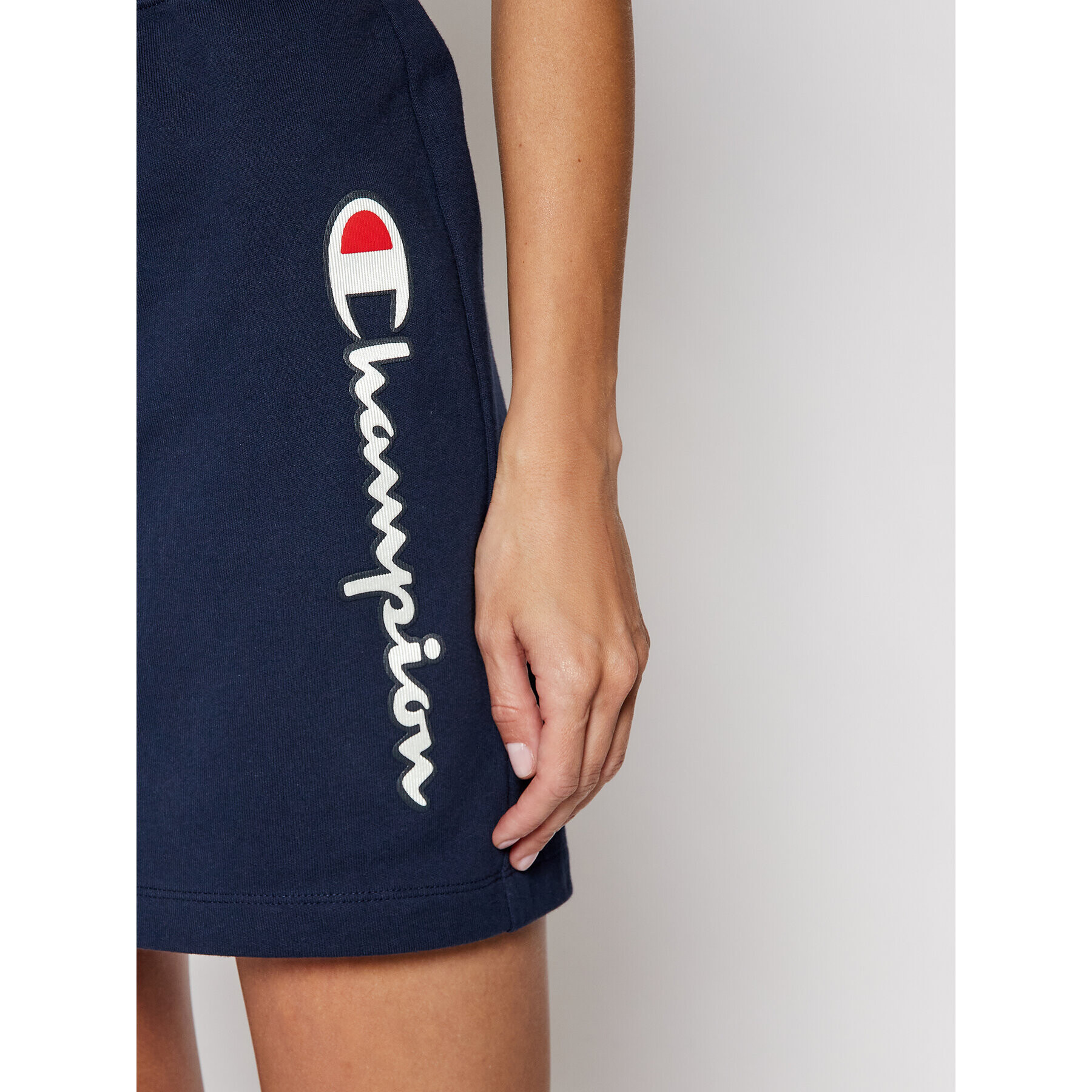 Champion Мини пола Vertical Script Logo 112649 Тъмносин Custom Fit - Pepit.bg