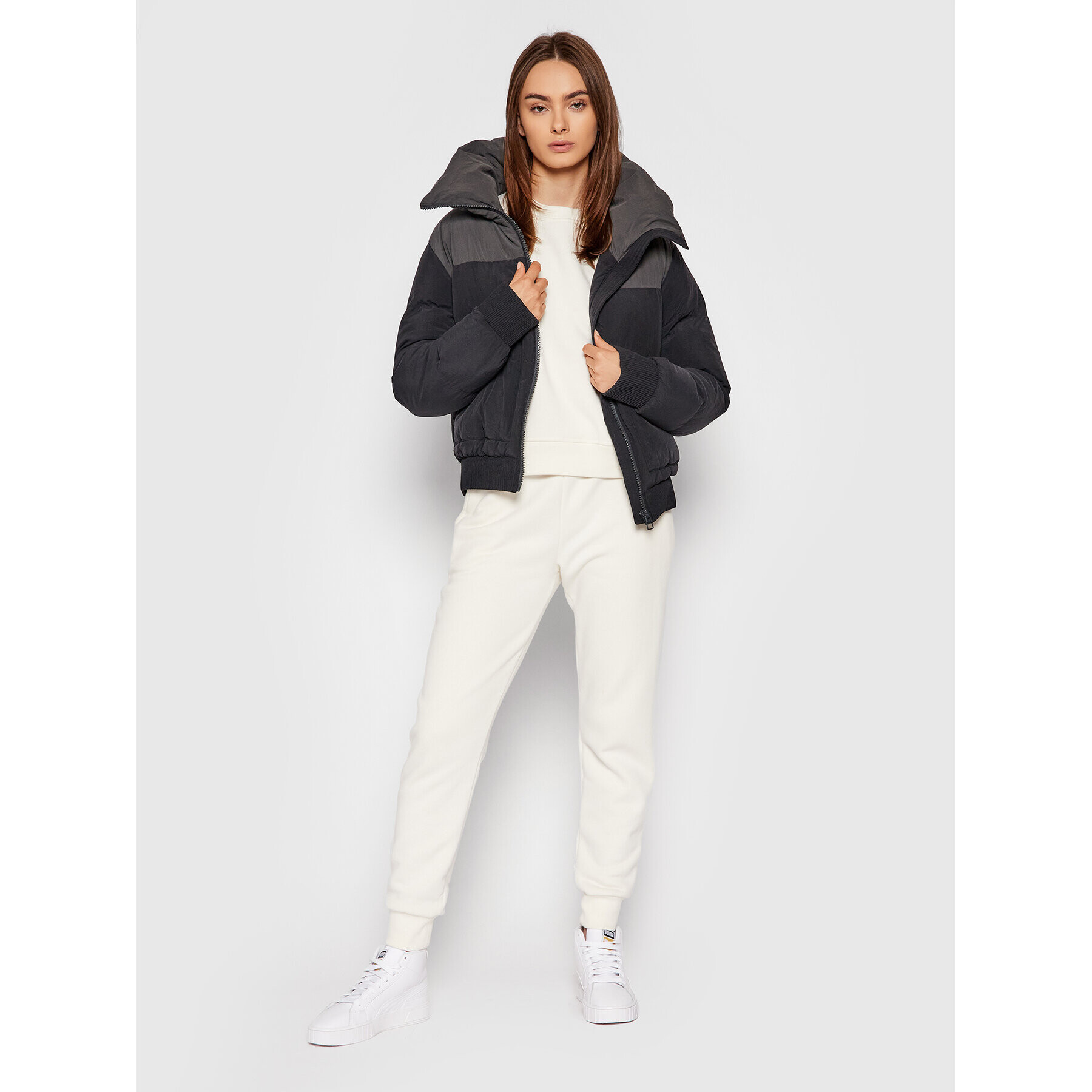 Champion Пухено яке 114597 Черен Regular Fit - Pepit.bg