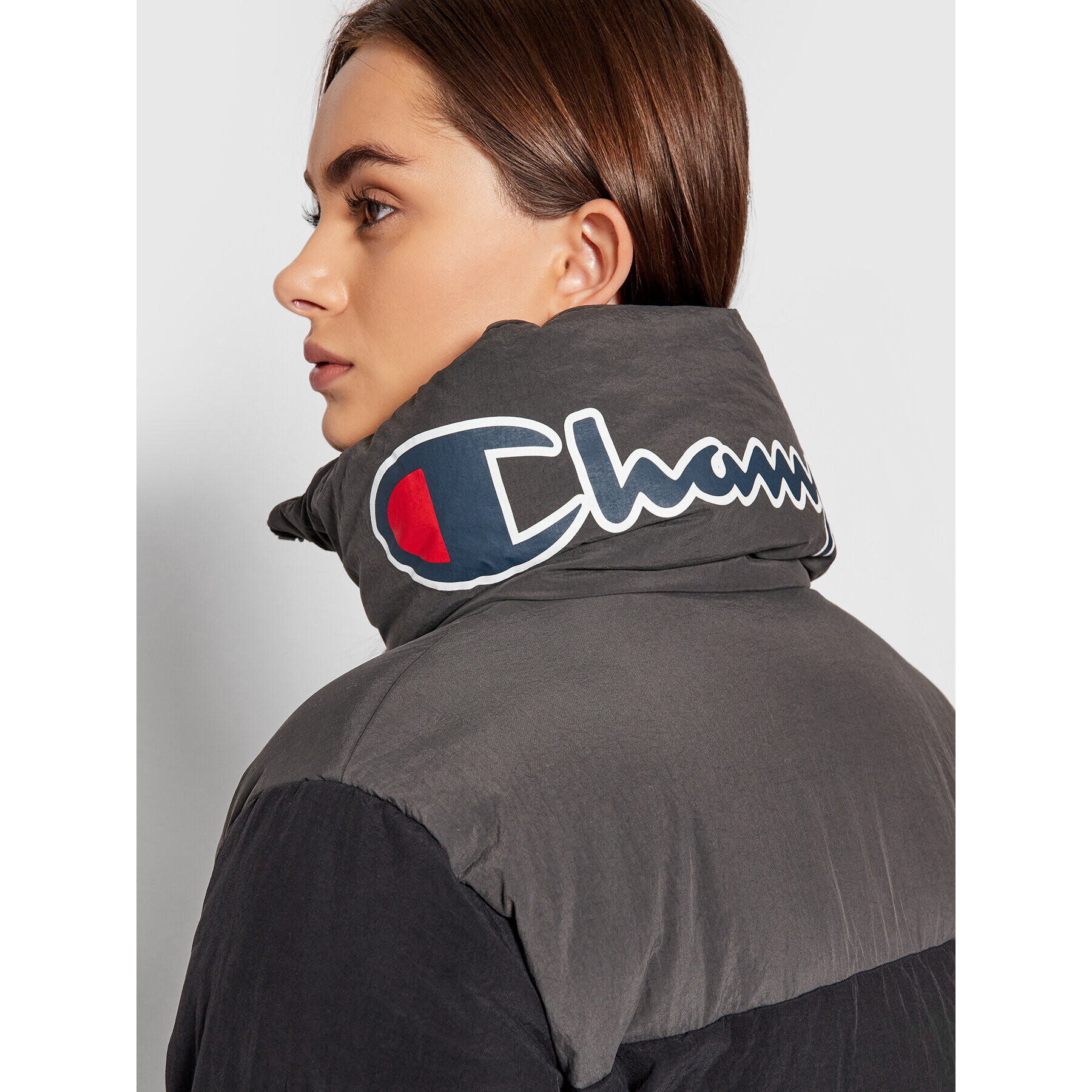 Champion Пухено яке 114597 Черен Regular Fit - Pepit.bg