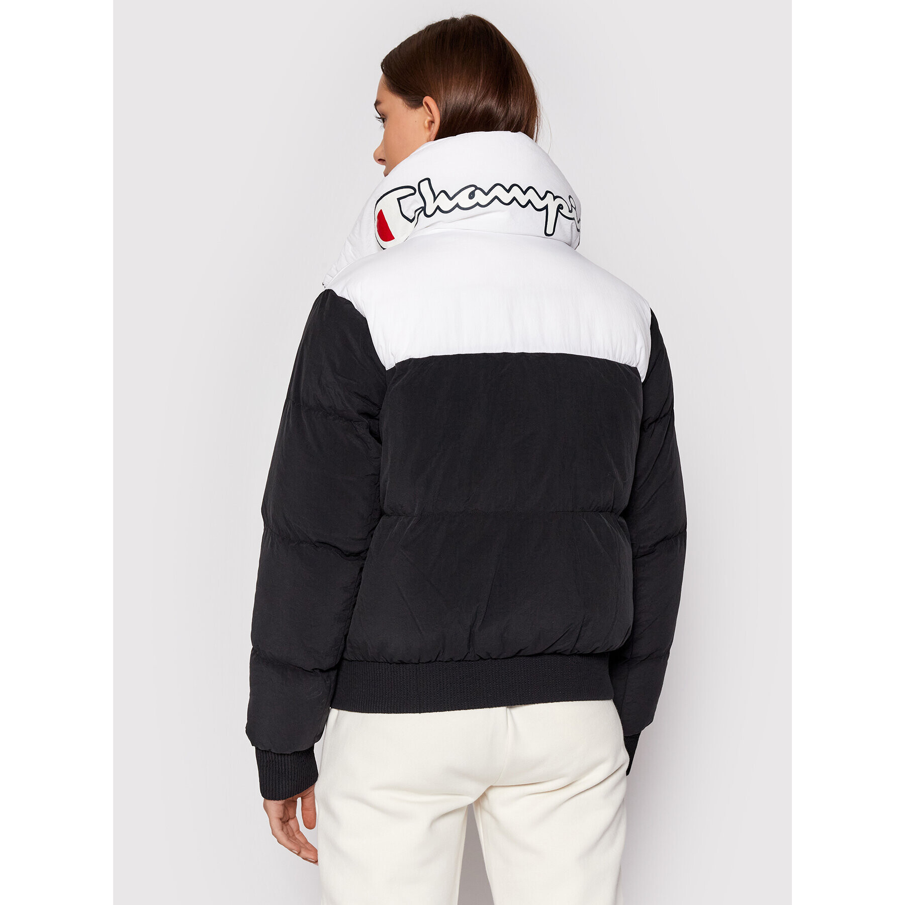 Champion Пухено яке 114597 Черен Regular Fit - Pepit.bg