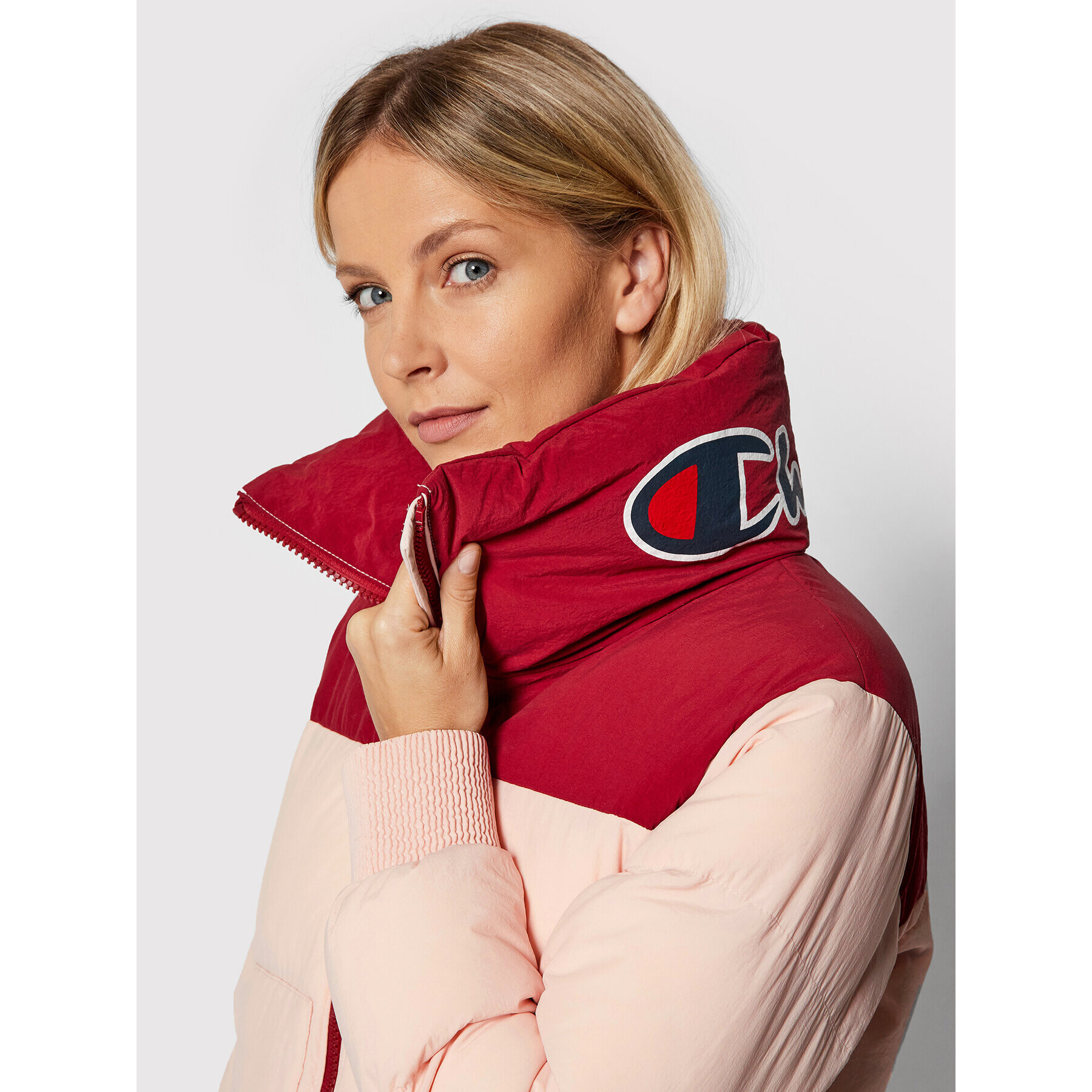 Champion Пухено яке 114597 Розов Regular Fit - Pepit.bg