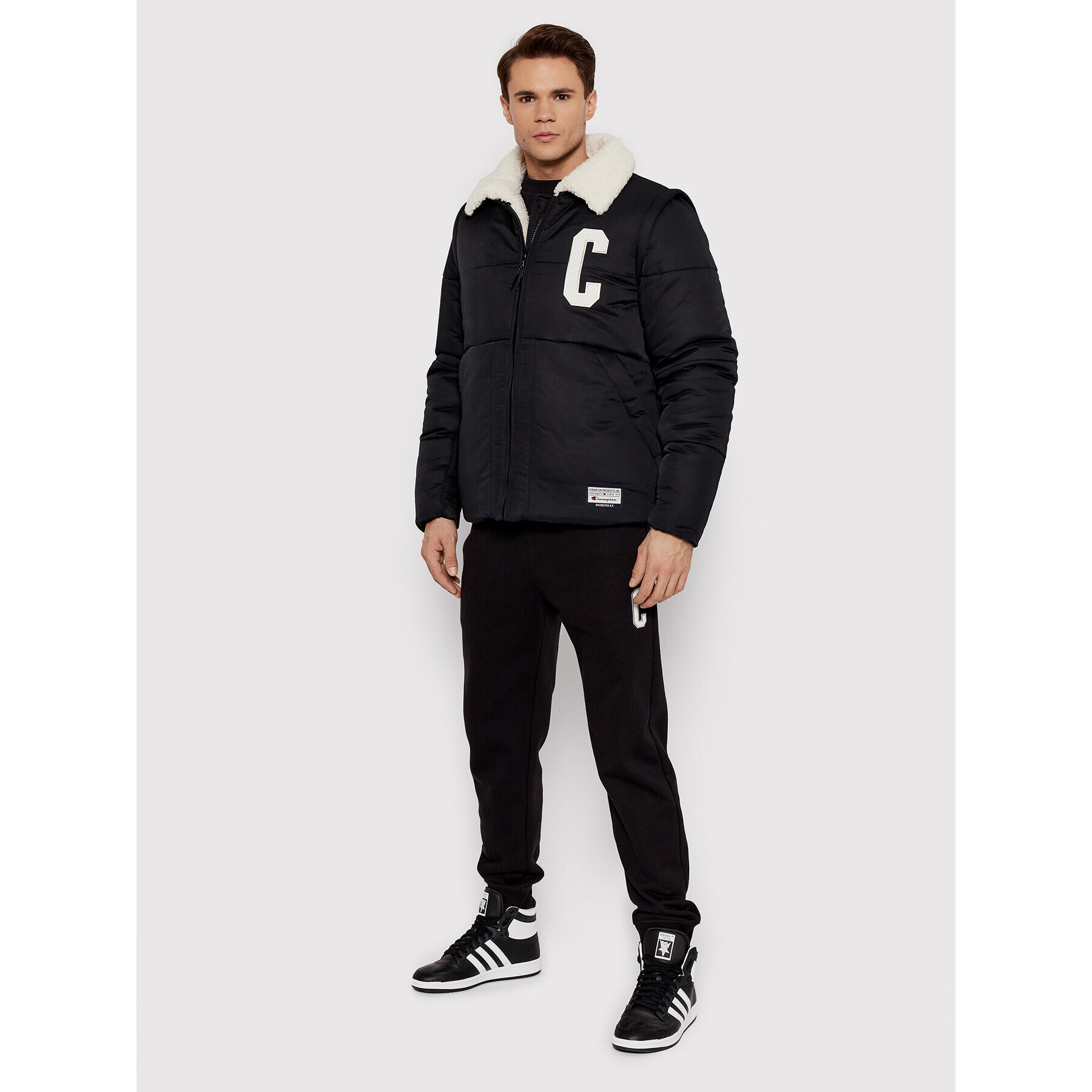 Champion Пухено яке Teddy 216735 Черен Regular Fit - Pepit.bg