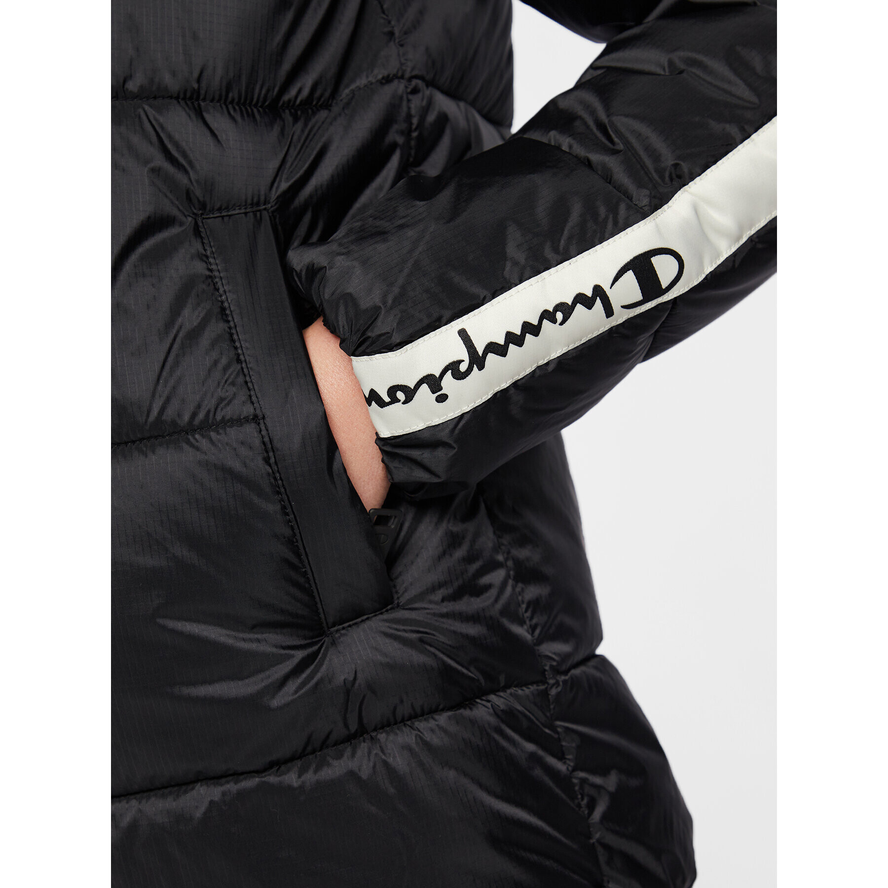 Champion Пухено яке 115755 Черен Regular Fit - Pepit.bg