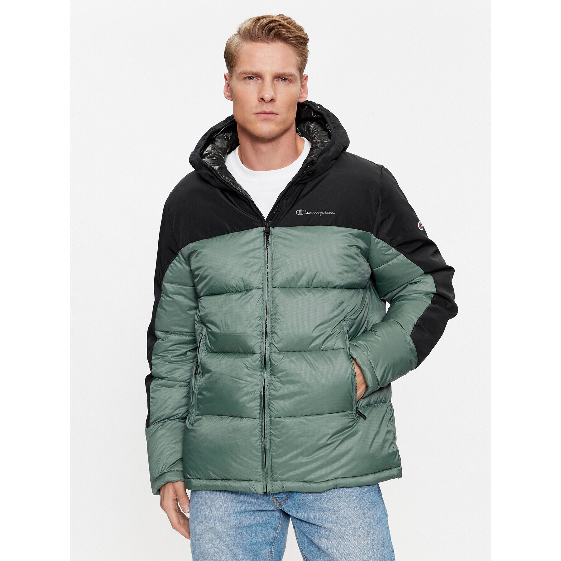 Champion Пухено яке Hooded Jacket 219190 Зелен Regular Fit - Pepit.bg