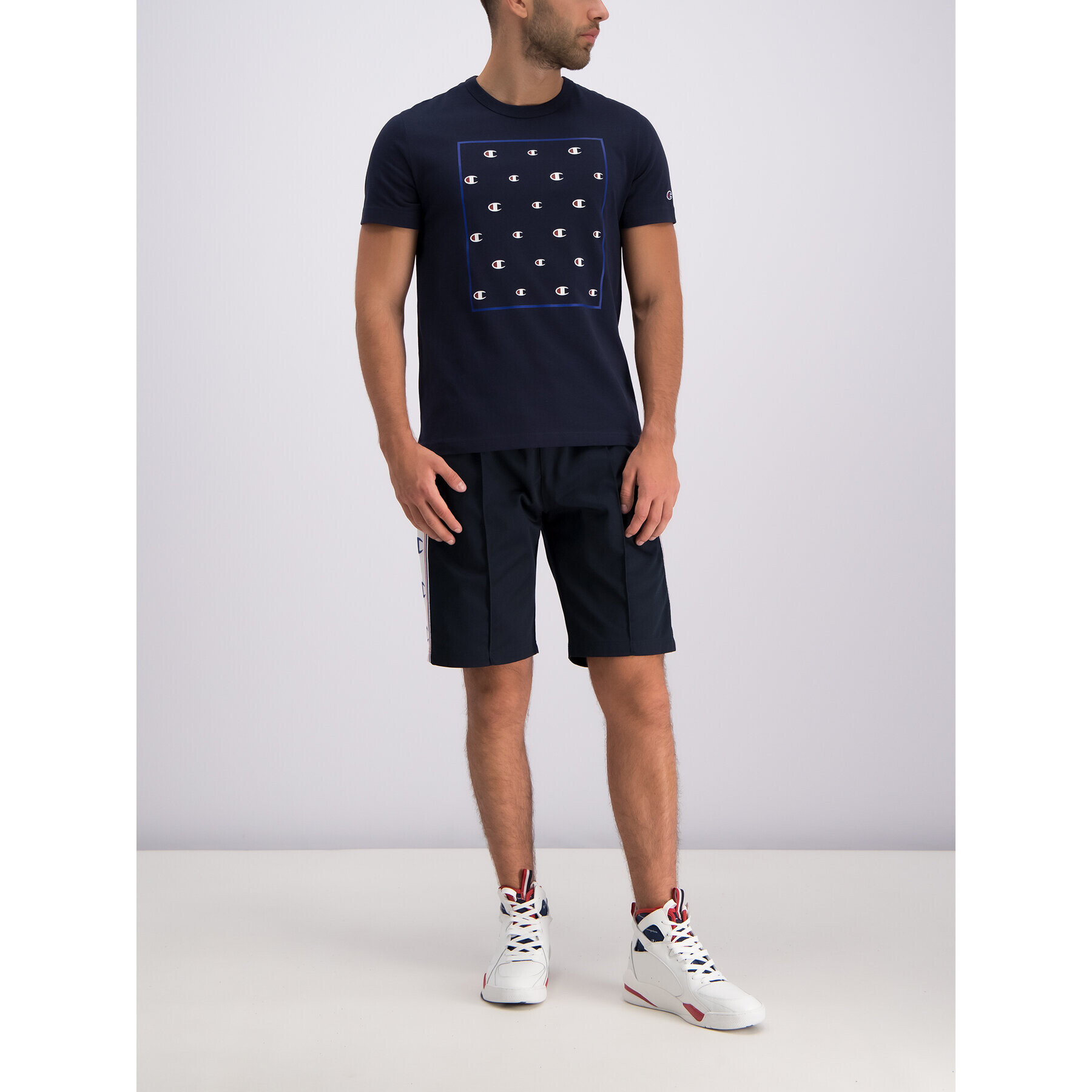 Champion Шорти от плат 213075 Тъмносин Regular Fit - Pepit.bg