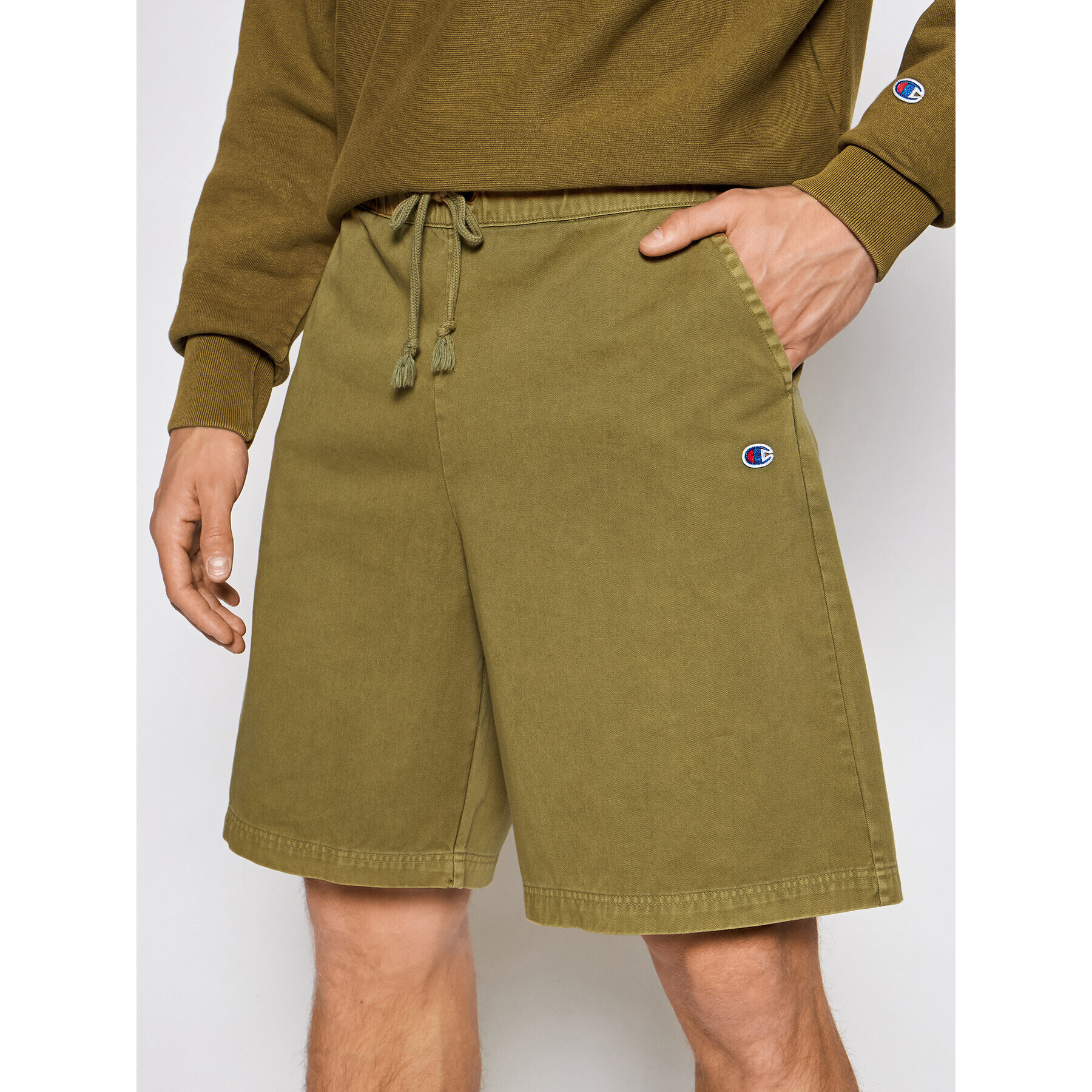 Champion Шорти от плат 216207 Зелен Regular Fit - Pepit.bg