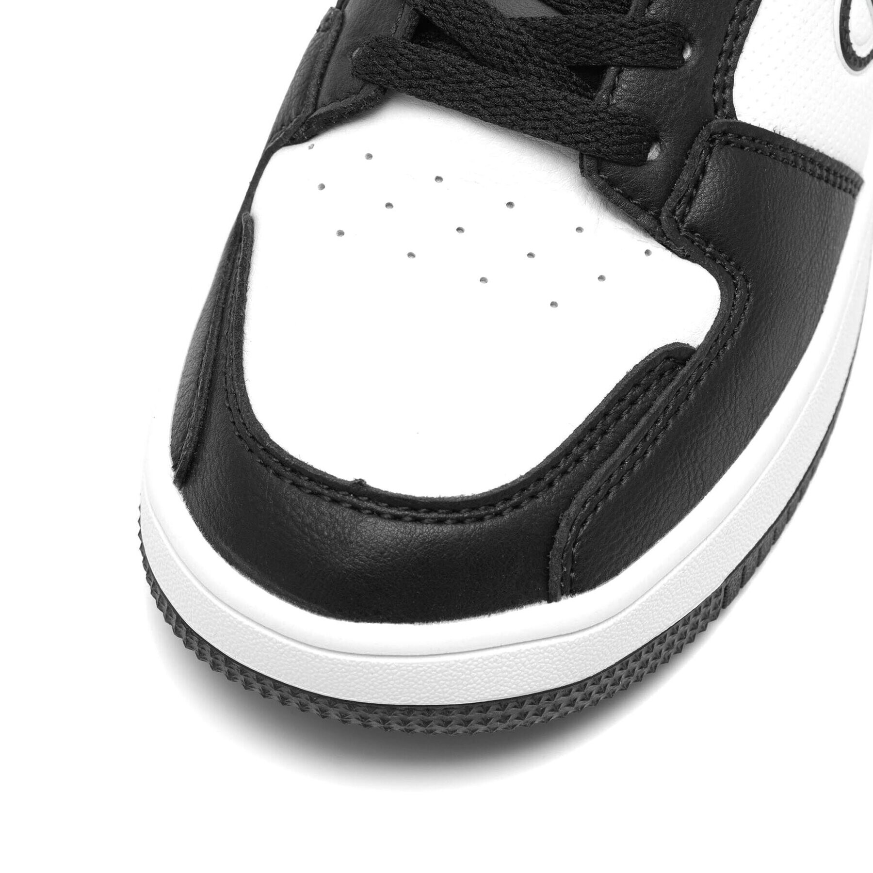 Champion Сникърси REBOUND 2.0 LOW B GS S32415-WW016. Черен - Pepit.bg