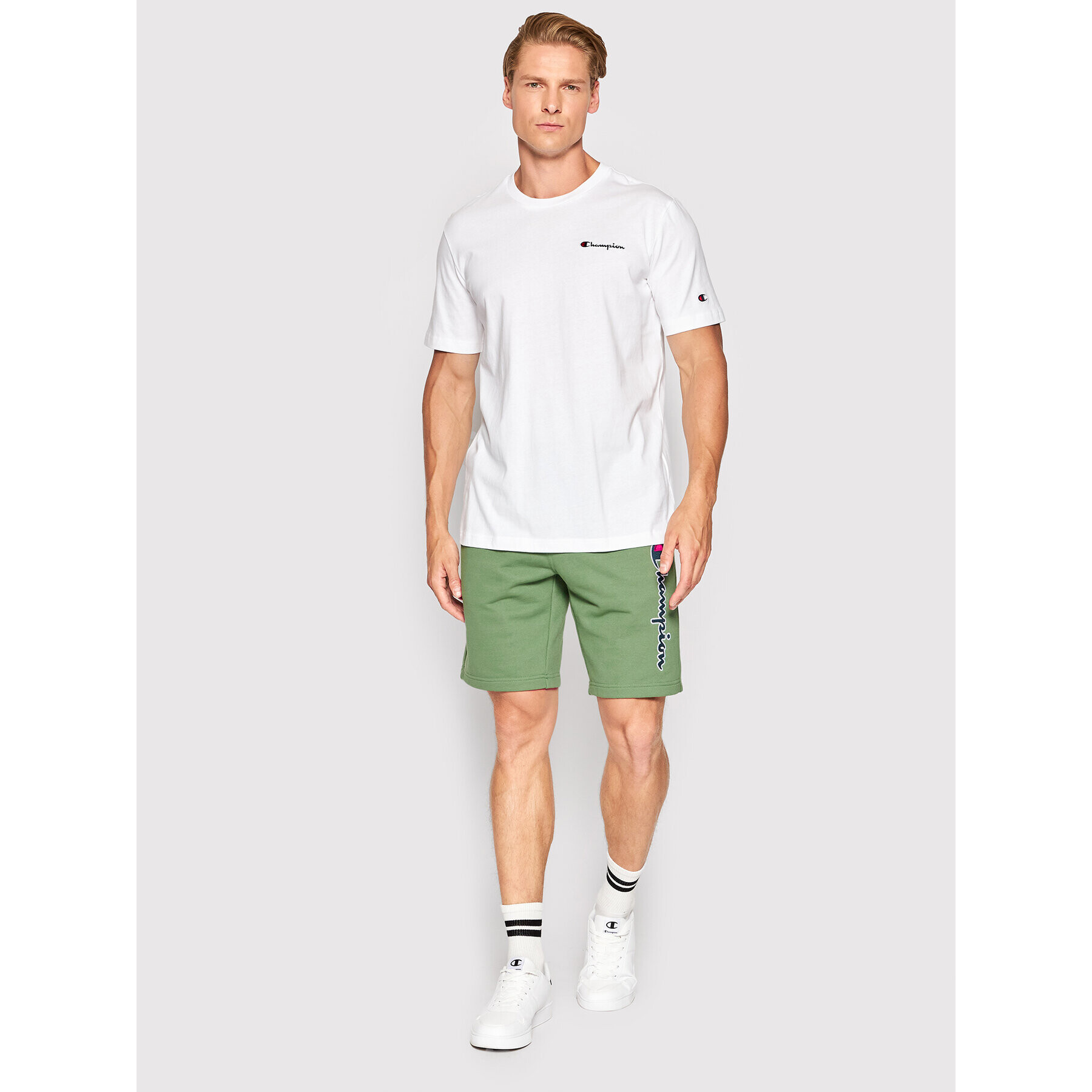 Champion Спортни шорти 217063 Зелен Regular Fit - Pepit.bg