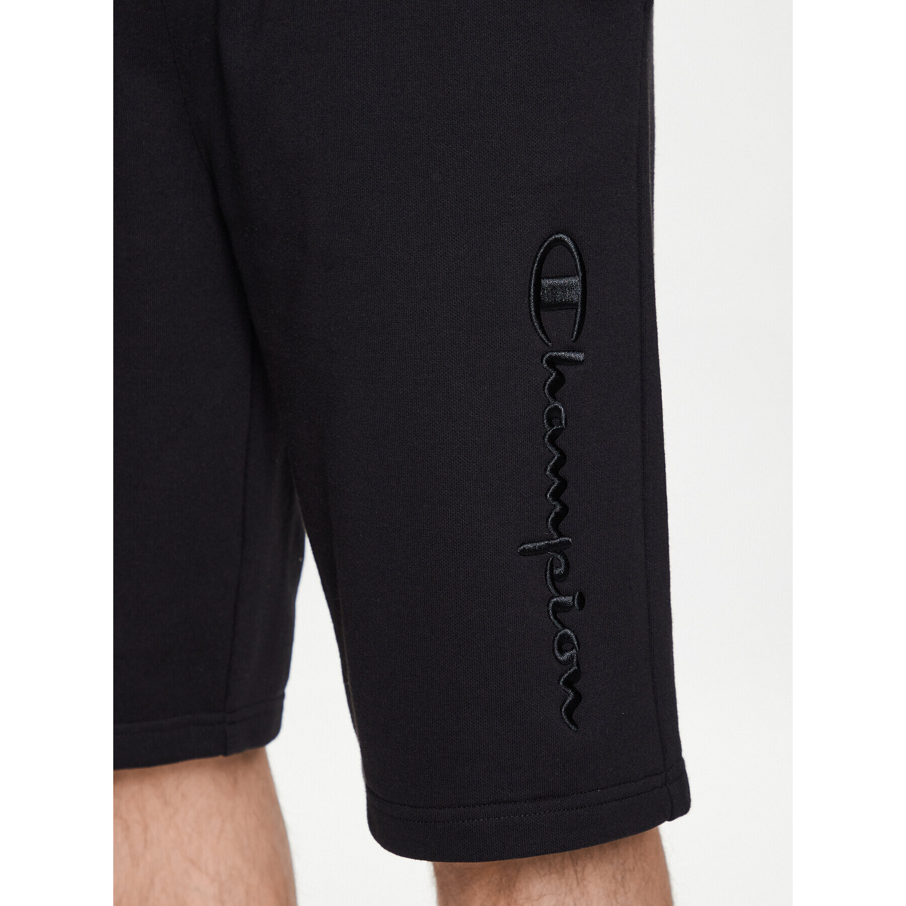 Champion Спортни шорти 218489 Черен - Pepit.bg