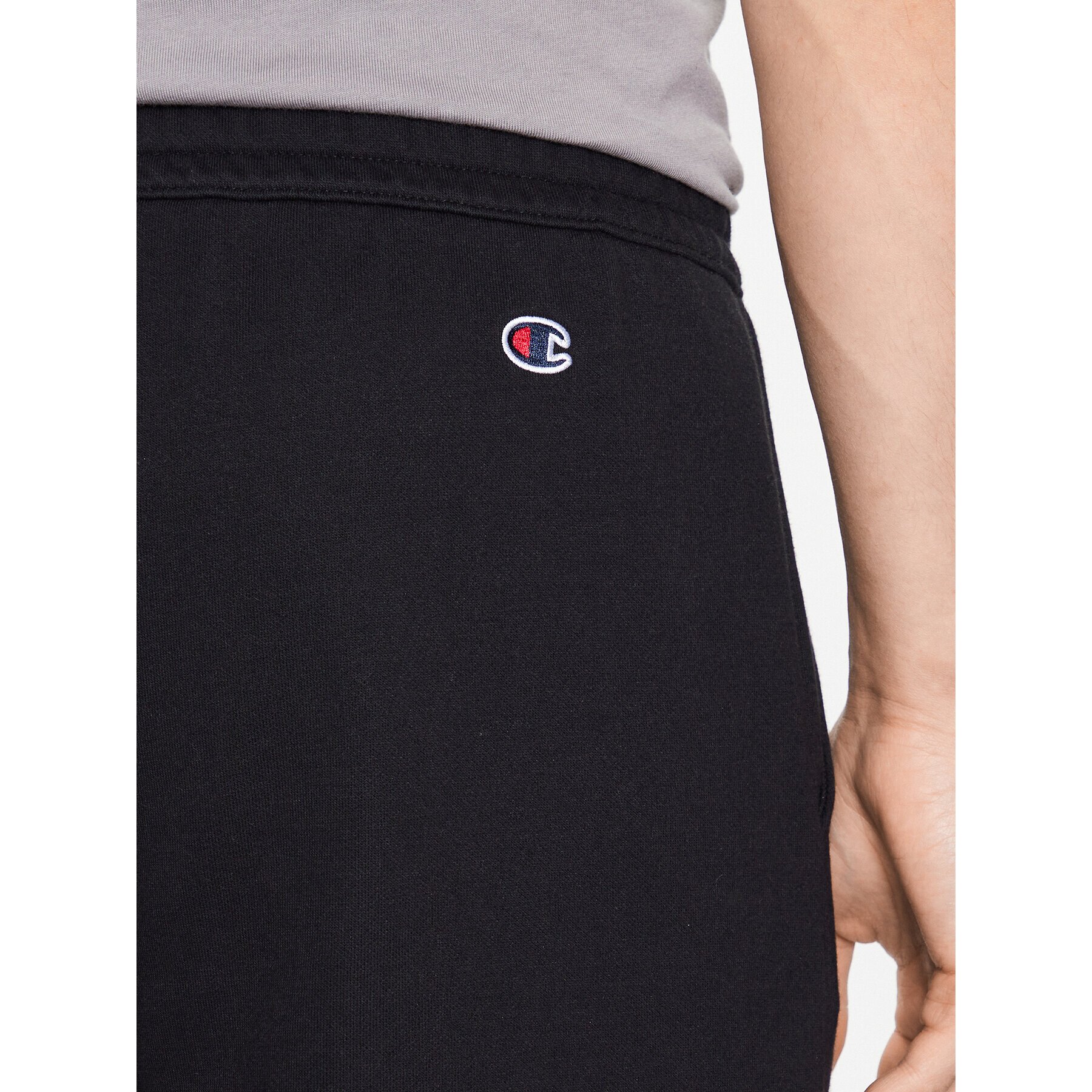 Champion Спортни шорти 218489 Черен - Pepit.bg
