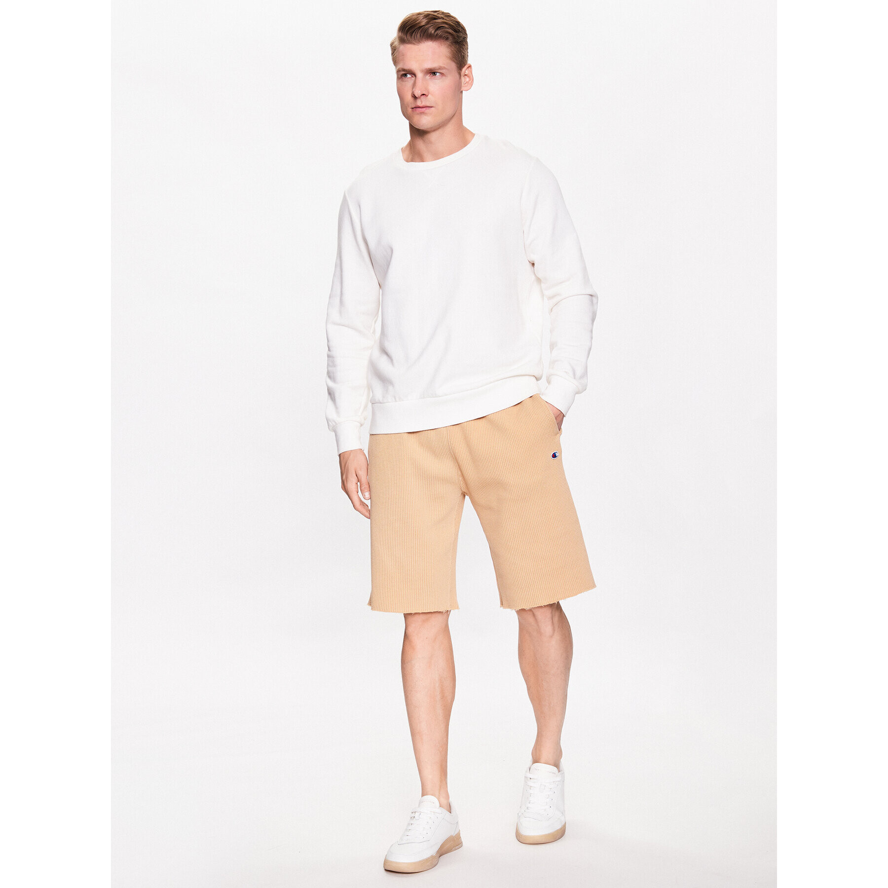 Champion Спортни шорти 218646 Бежов Regular Fit - Pepit.bg