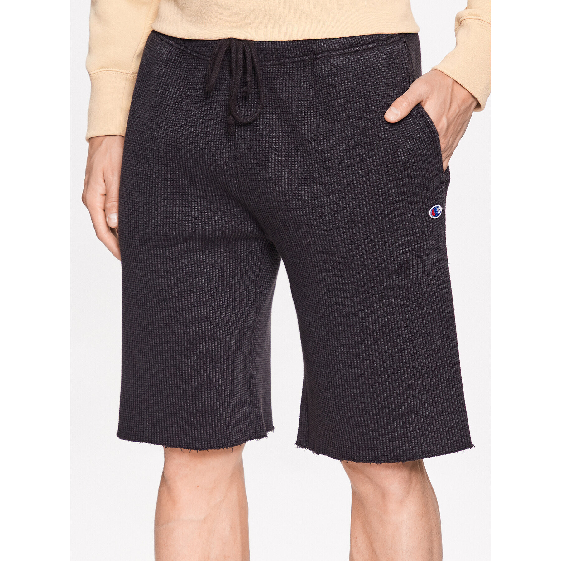 Champion Спортни шорти 218646 Черен Regular Fit - Pepit.bg