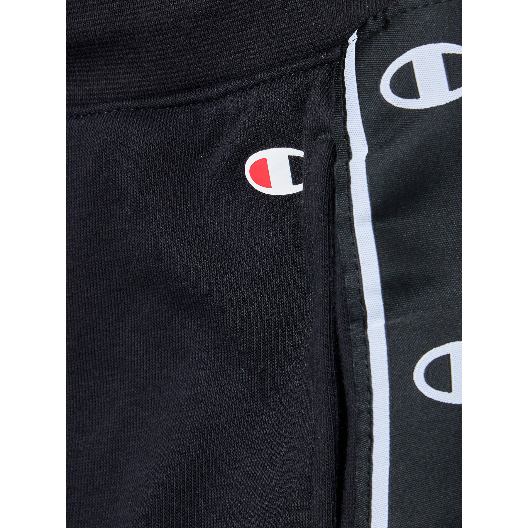Champion Спортни шорти 306324 Черен Regular Fit - Pepit.bg