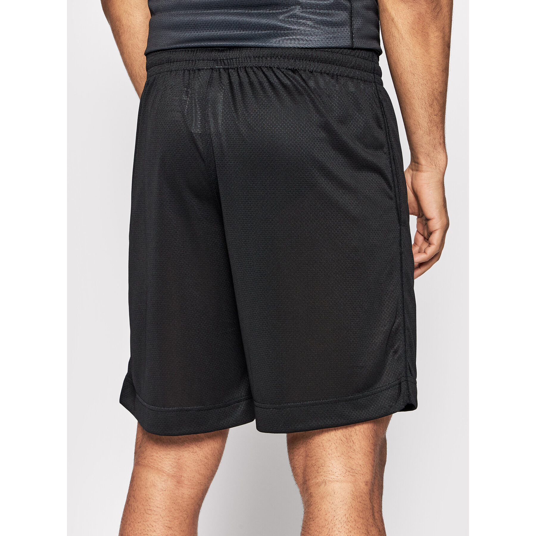 Champion Спортни шорти Script Logo 217118 Черен Athletic Fit - Pepit.bg