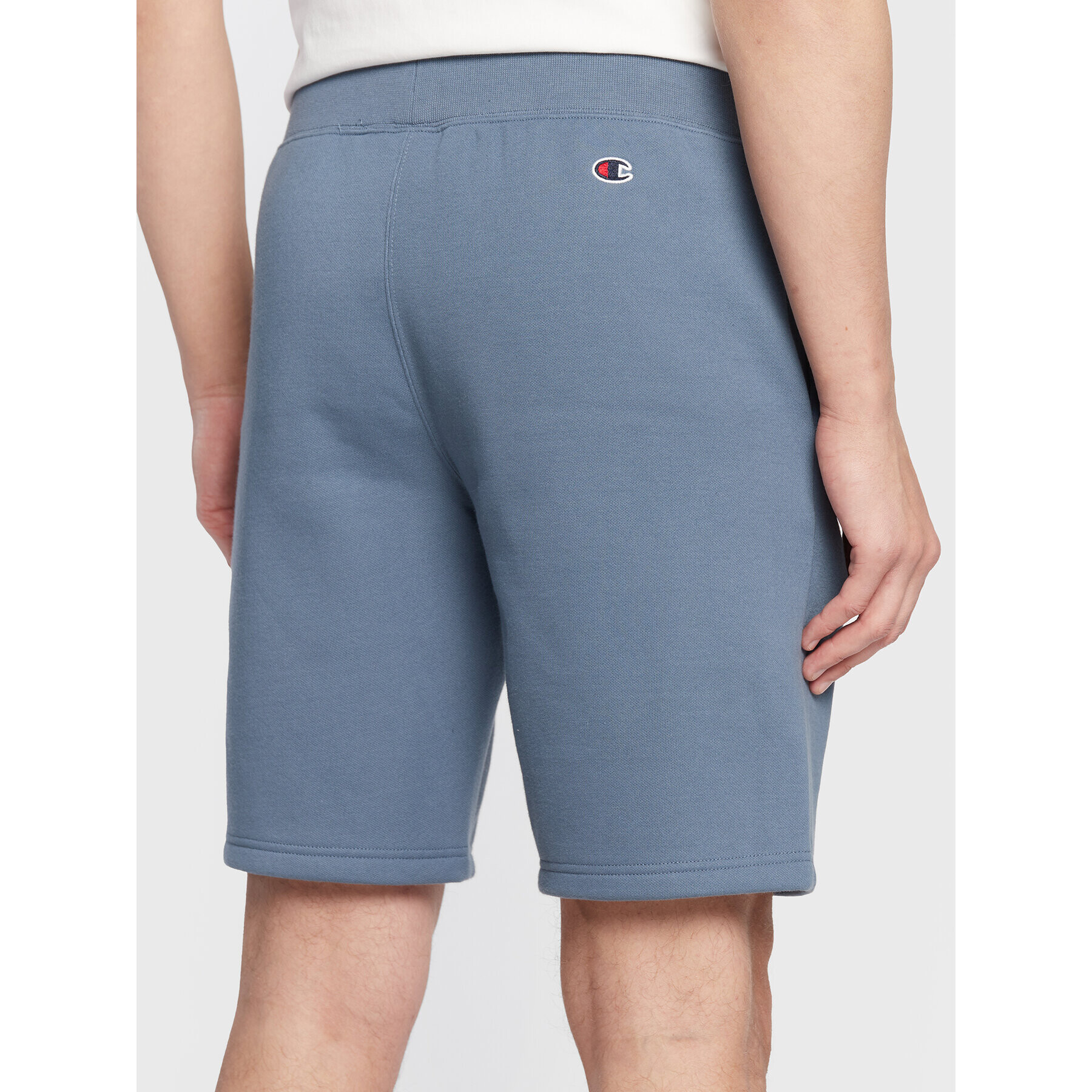 Champion Спортни шорти Small Embroidery Script 218295 Син Regular Fit - Pepit.bg