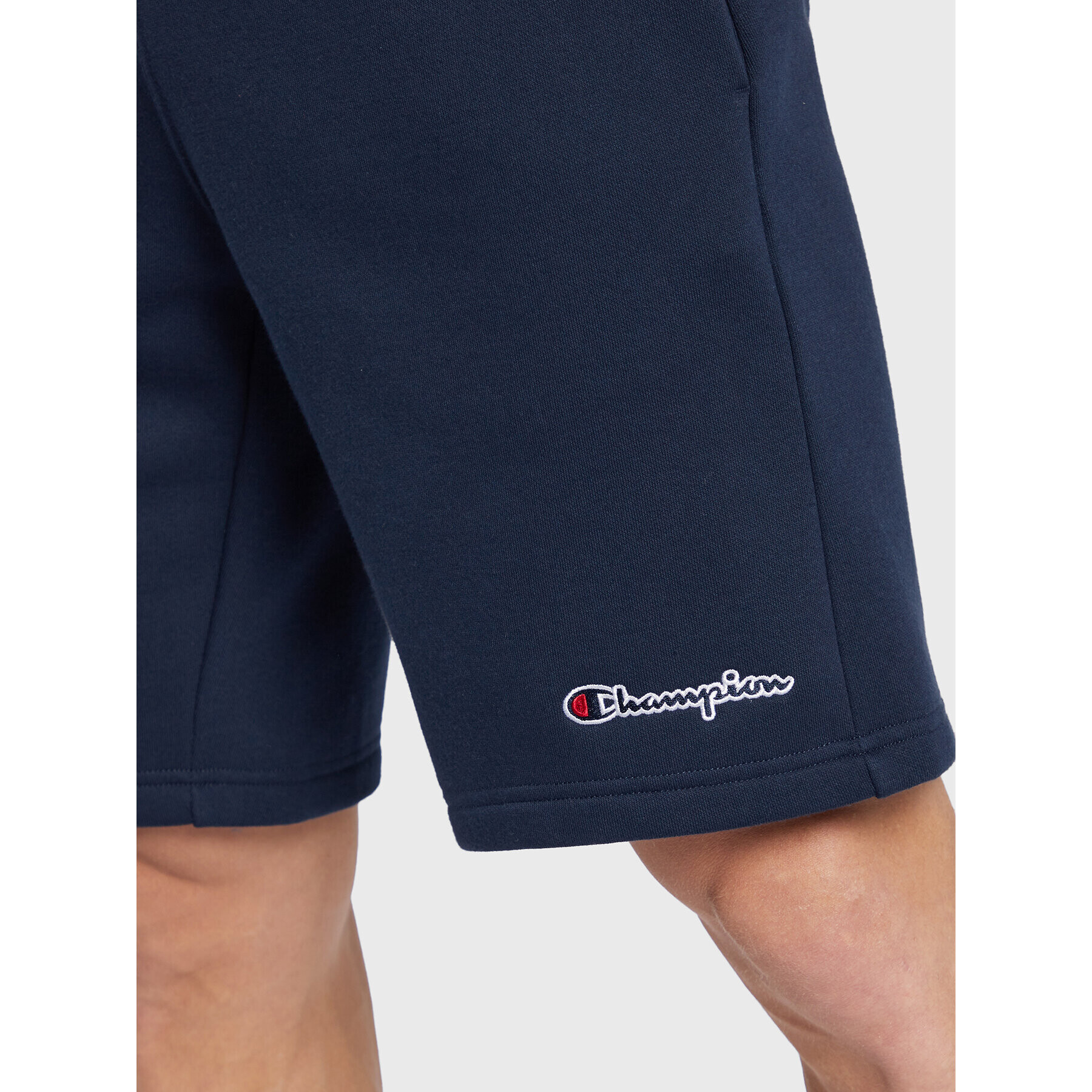 Champion Спортни шорти Small Embroidery Script 218295 Тъмносин Regular Fit - Pepit.bg