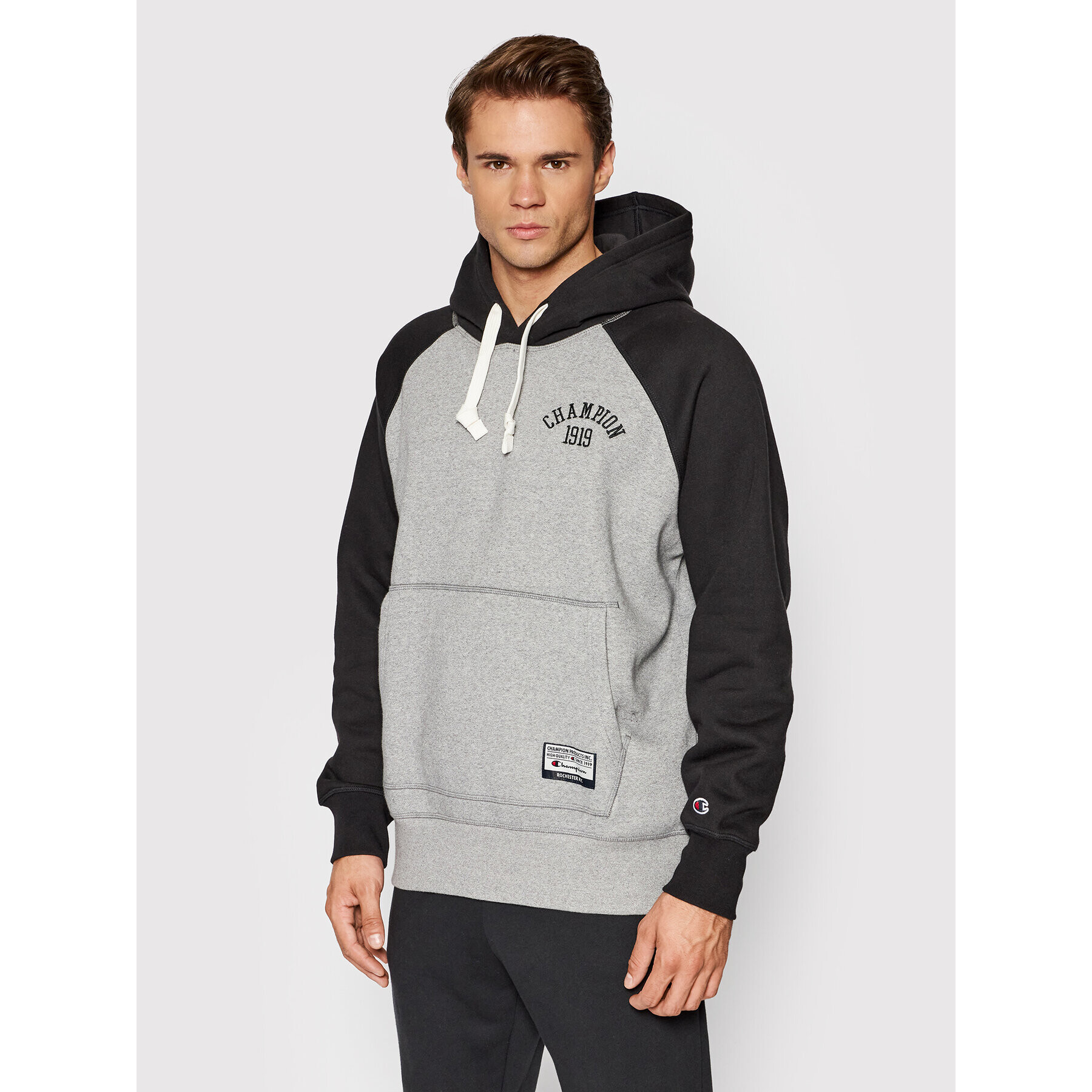 Champion Суитшърт 216571 Сив Custom Fit - Pepit.bg
