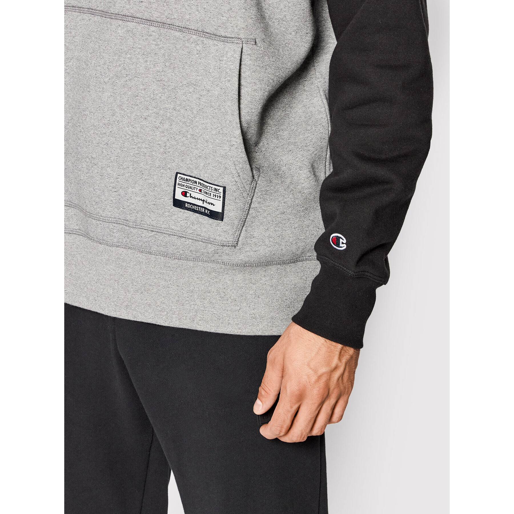 Champion Суитшърт 216571 Сив Custom Fit - Pepit.bg