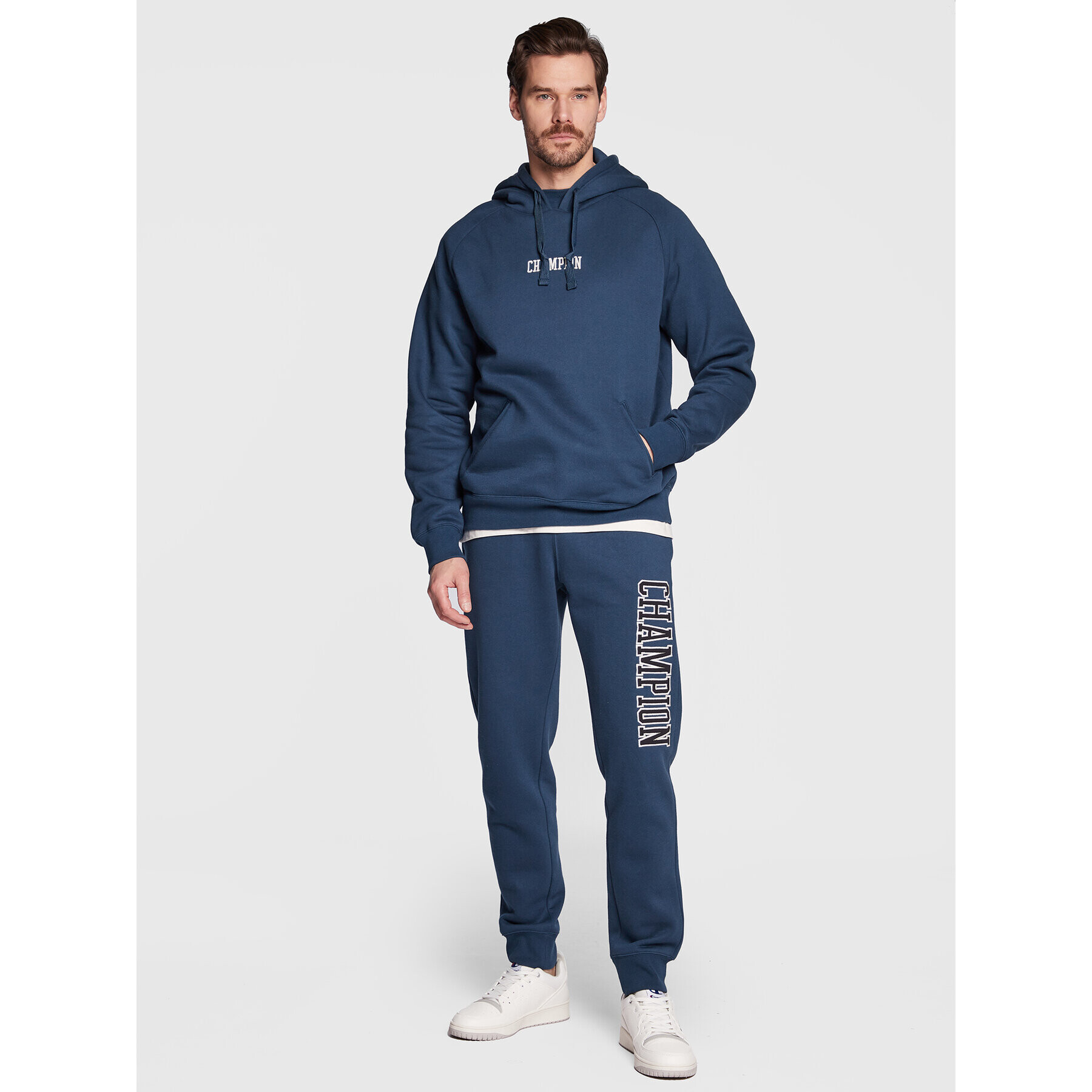 Champion Суитшърт 217878 Тъмносин Regular Fit - Pepit.bg