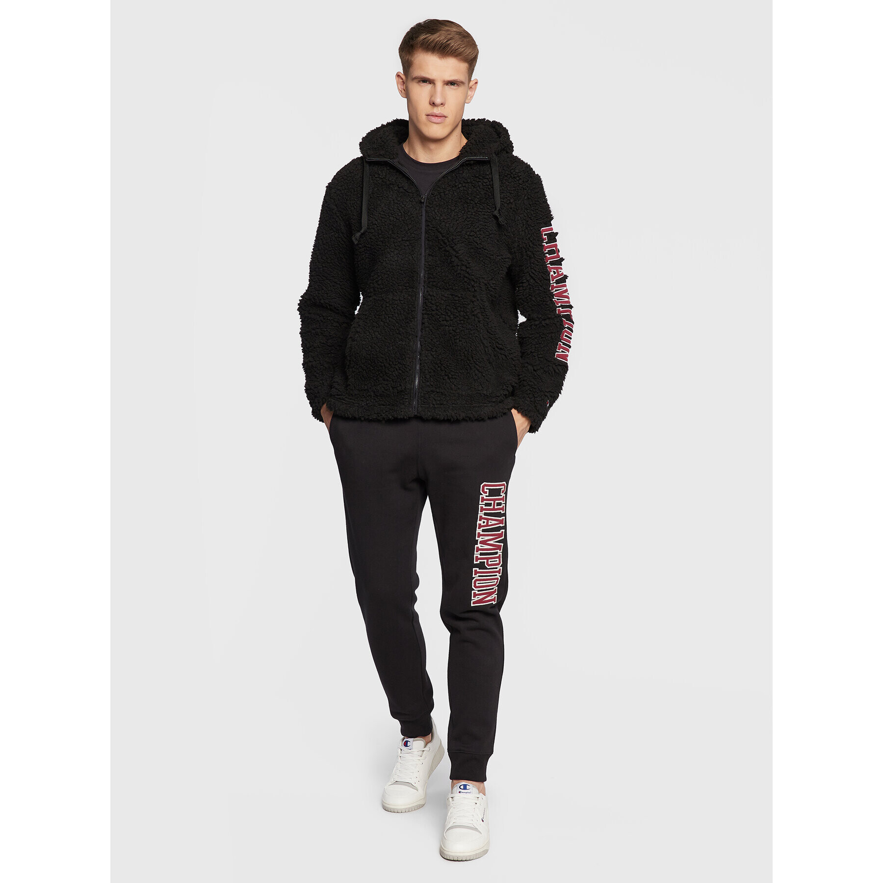 Champion Суитшърт 21809 Черен Regular Fit - Pepit.bg