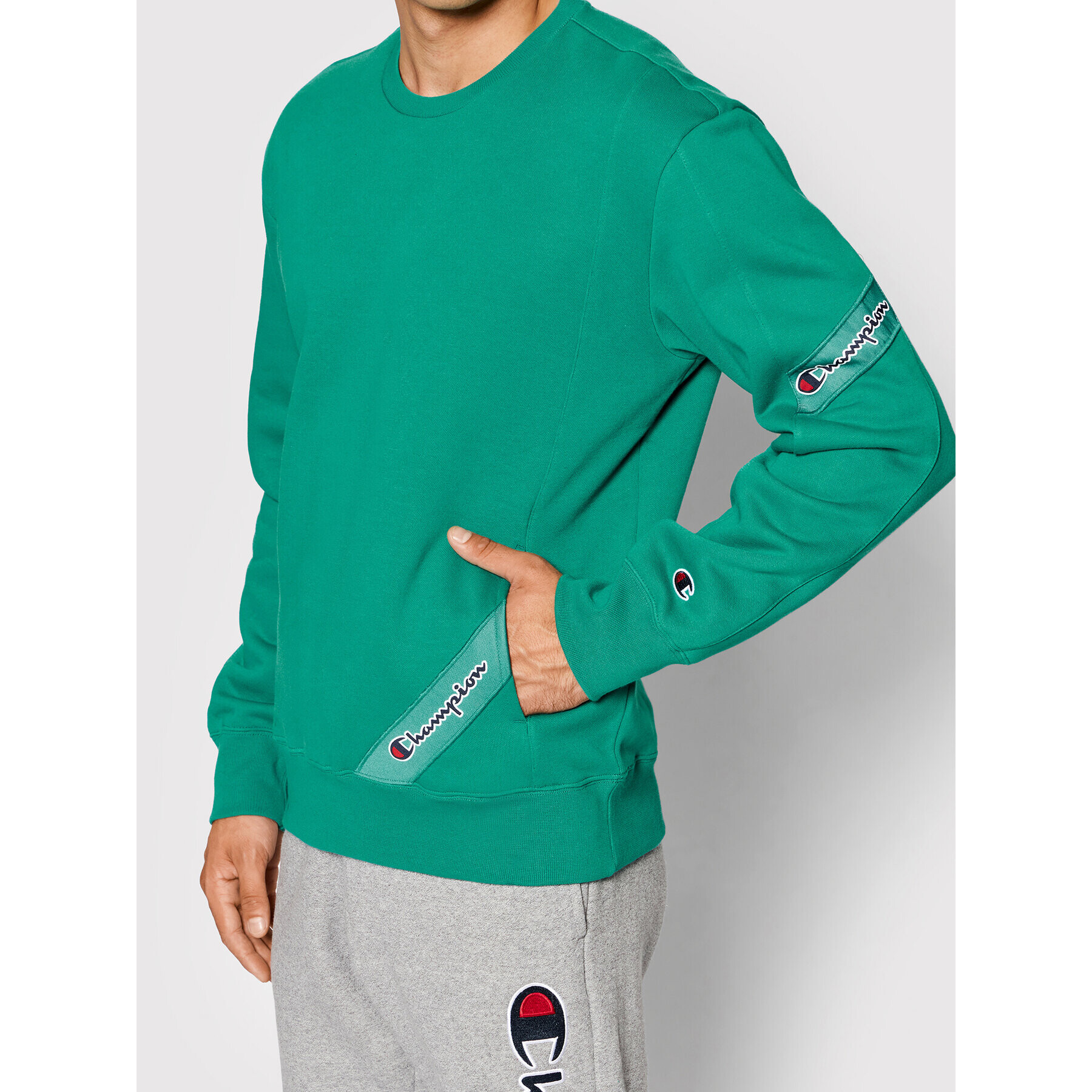 Champion Суитшърт Blend Asymmetric Pocket 216550 Зелен Custom Fit - Pepit.bg