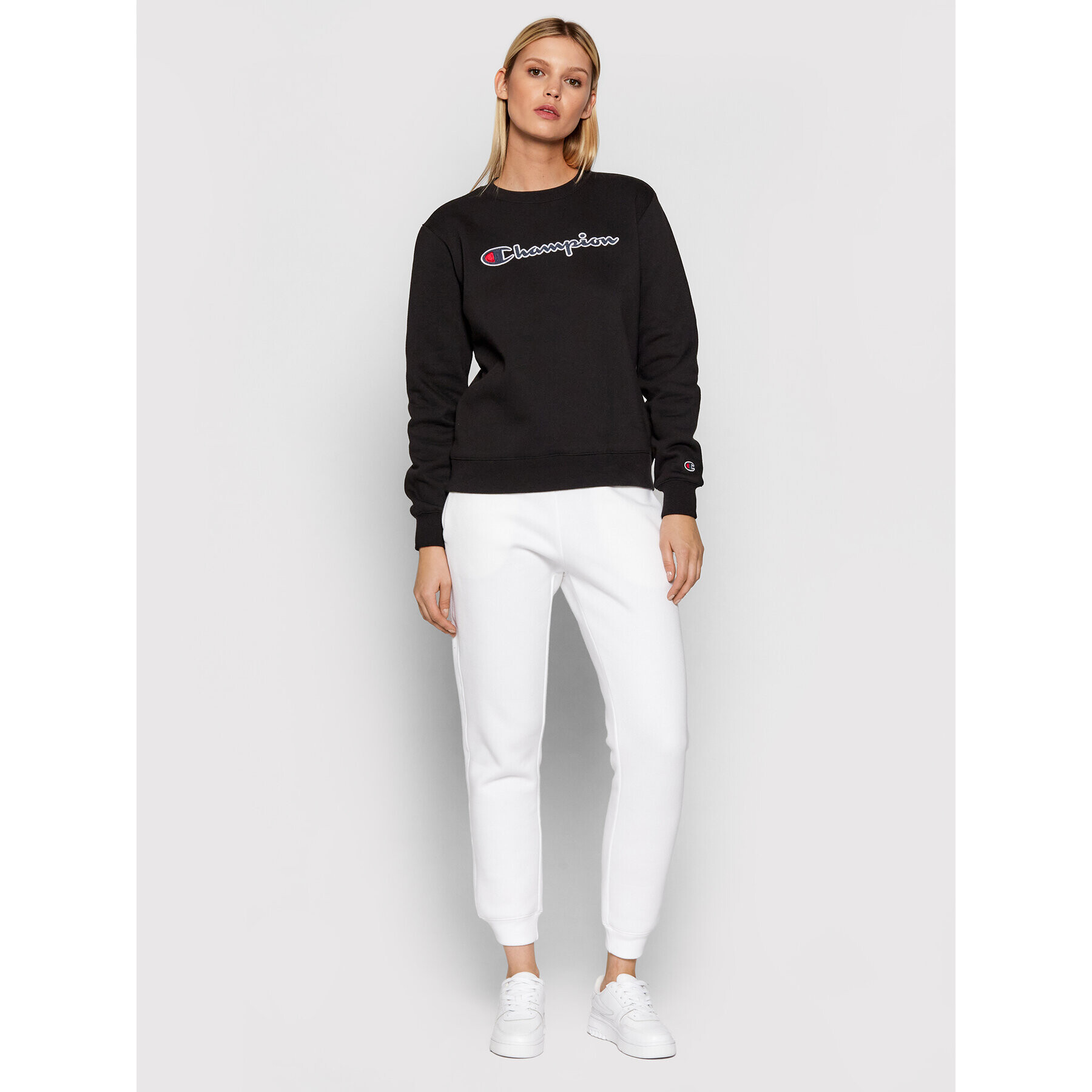 Champion Суитшърт Blend Script Logo 114462 Черен Regular Fit - Pepit.bg