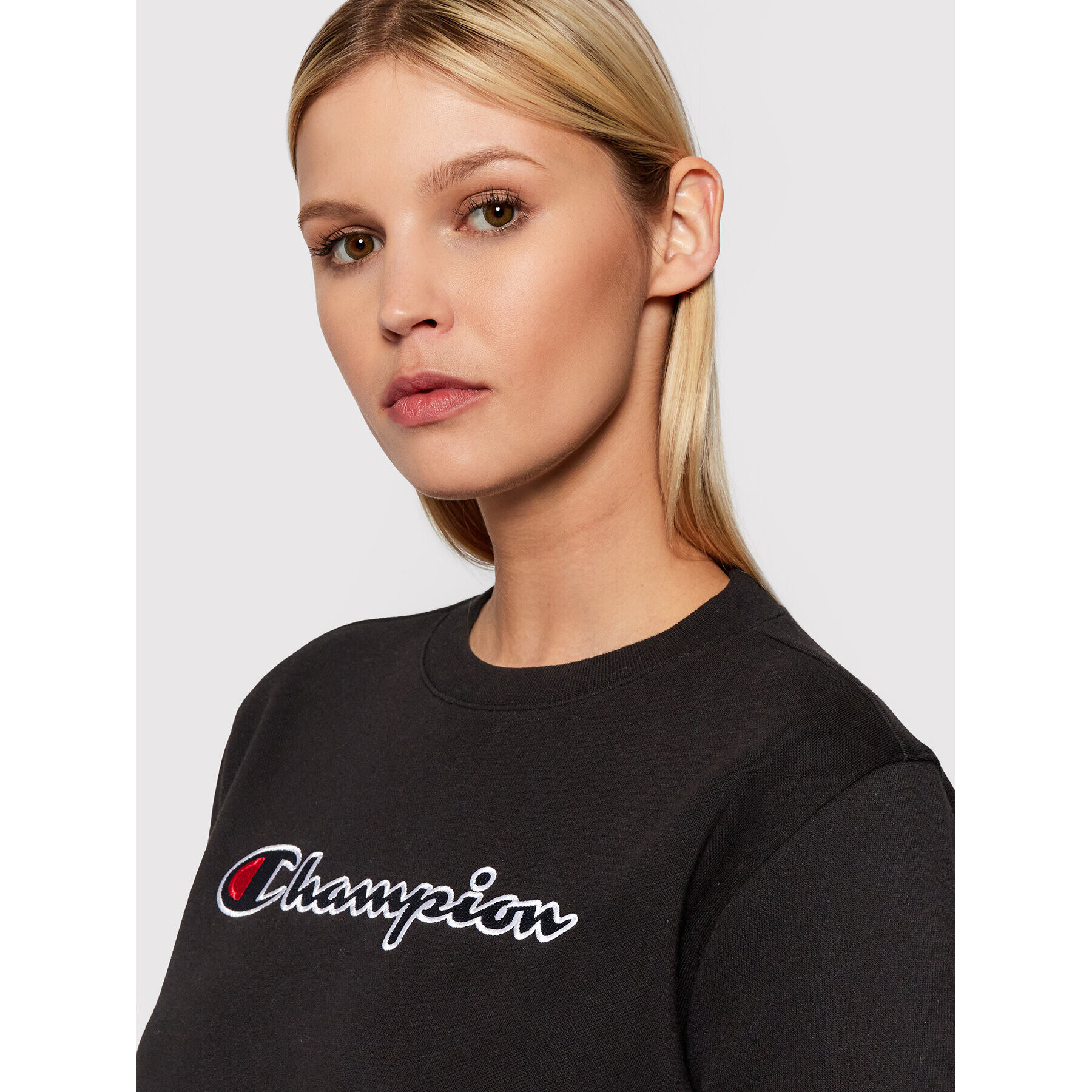 Champion Суитшърт Blend Script Logo 114462 Черен Regular Fit - Pepit.bg