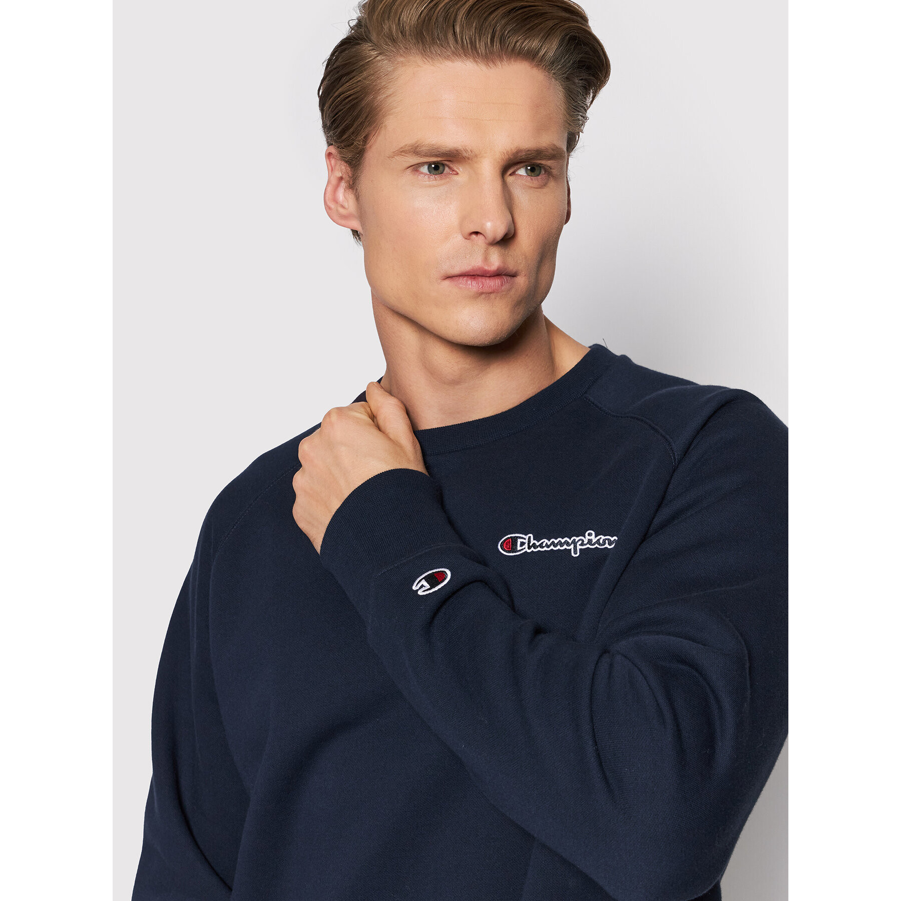 Champion Суитшърт Blend Script Logo Back 216484 Тъмносин Regular Fit - Pepit.bg