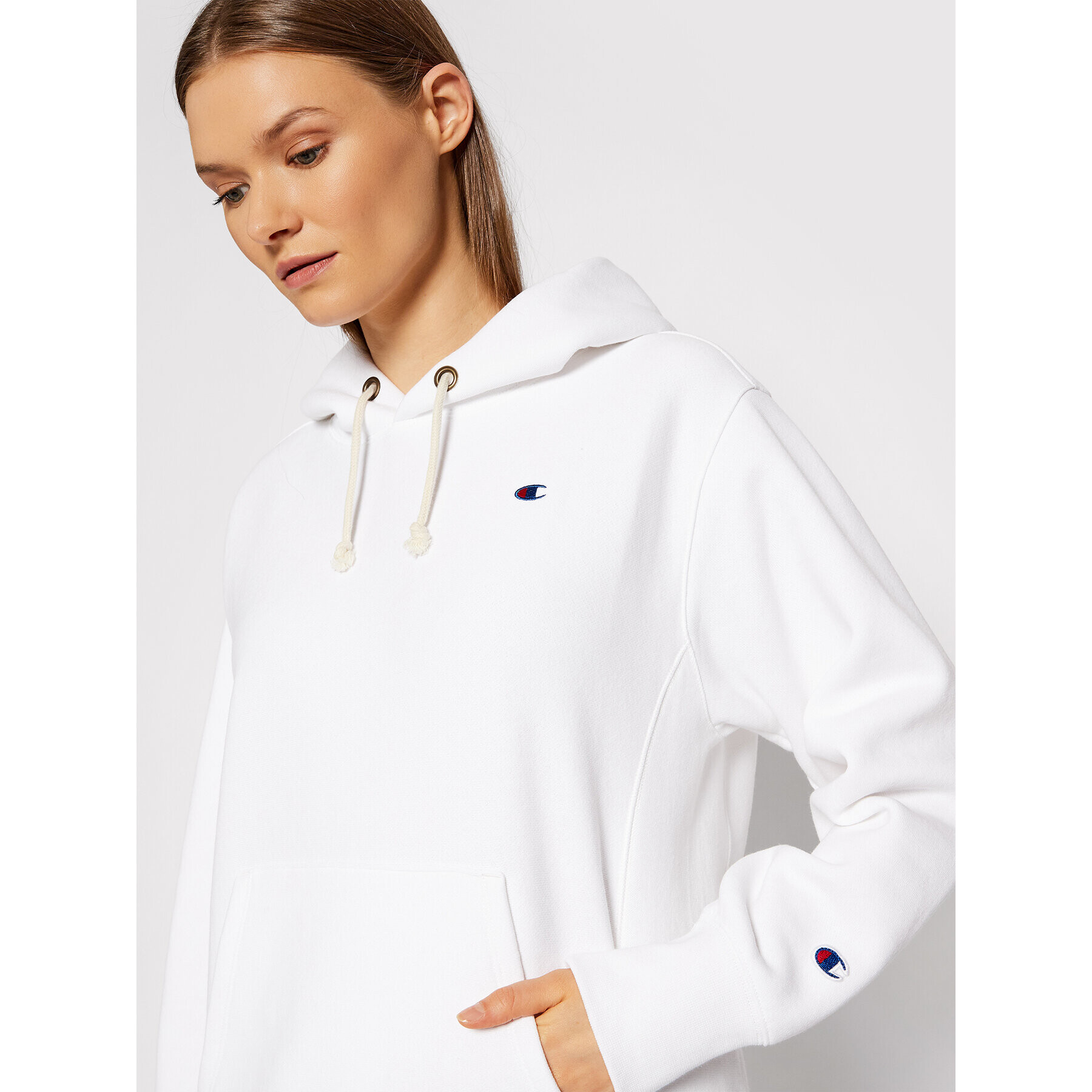 Champion Суитшърт C Logo 114778 Бял Regular Fit - Pepit.bg