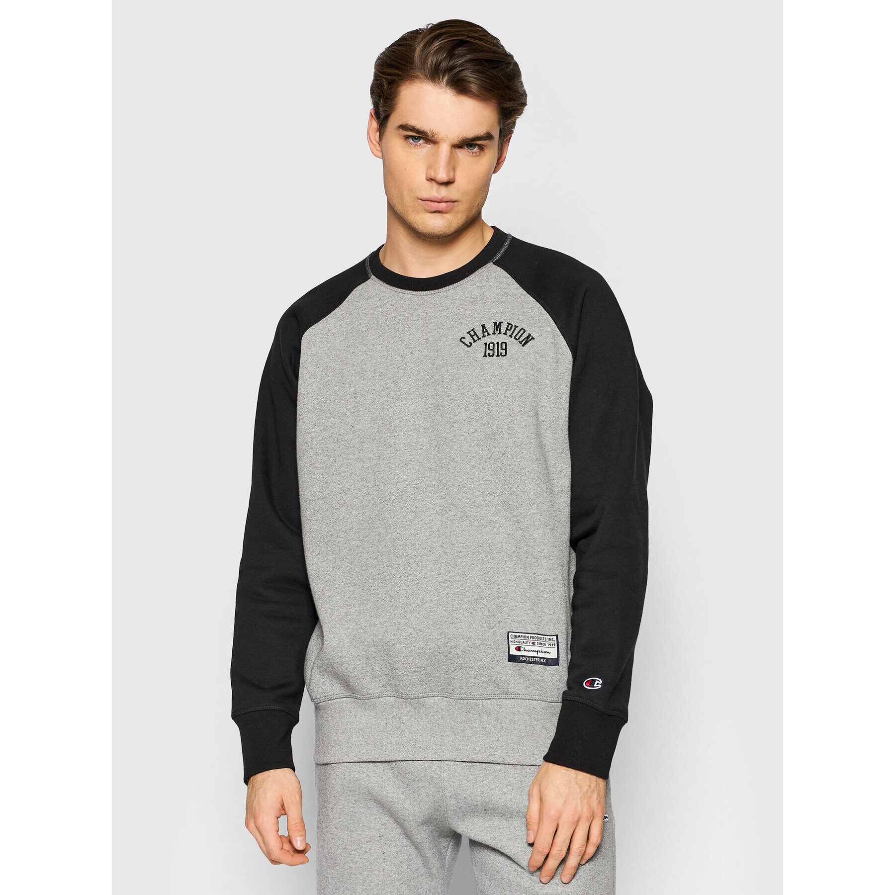 Champion Суитшърт Collegiate Logo Colour Block 216913 Сив Custom Fit - Pepit.bg