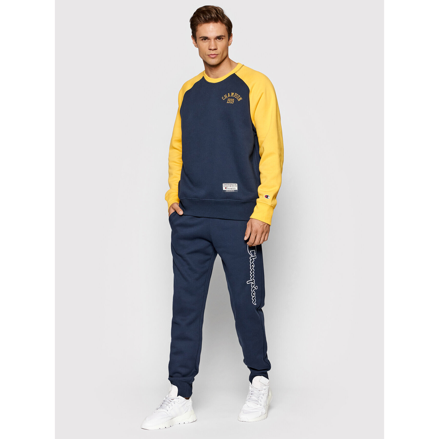 Champion Суитшърт Collegiate Logo Colour Block 216913 Тъмносин Custom Fit - Pepit.bg