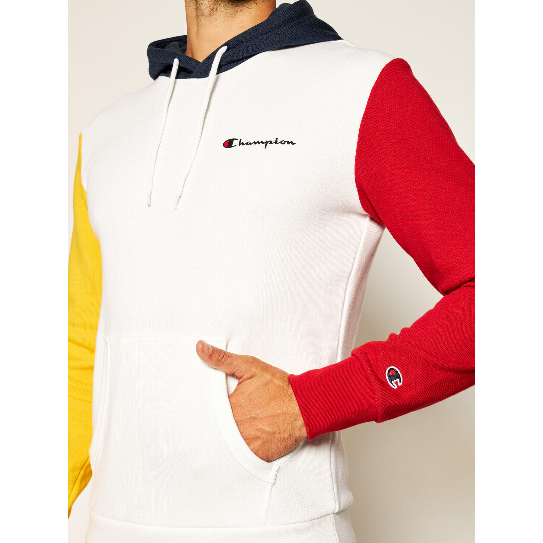 Champion Суитшърт Contrast Colour Block 214356 Бял Regular Fit - Pepit.bg