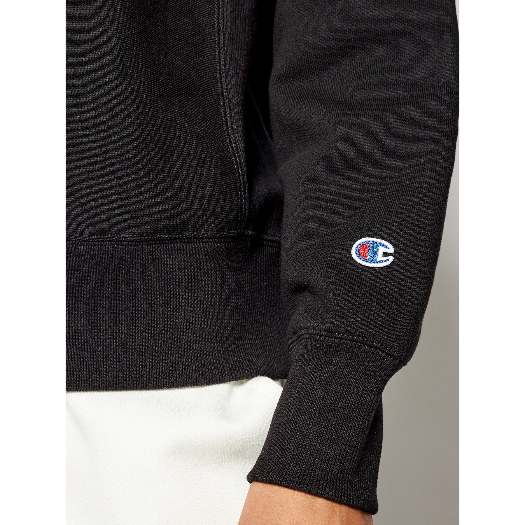 Champion Суитшърт Crewneck 113152 Черен Standard Fit - Pepit.bg