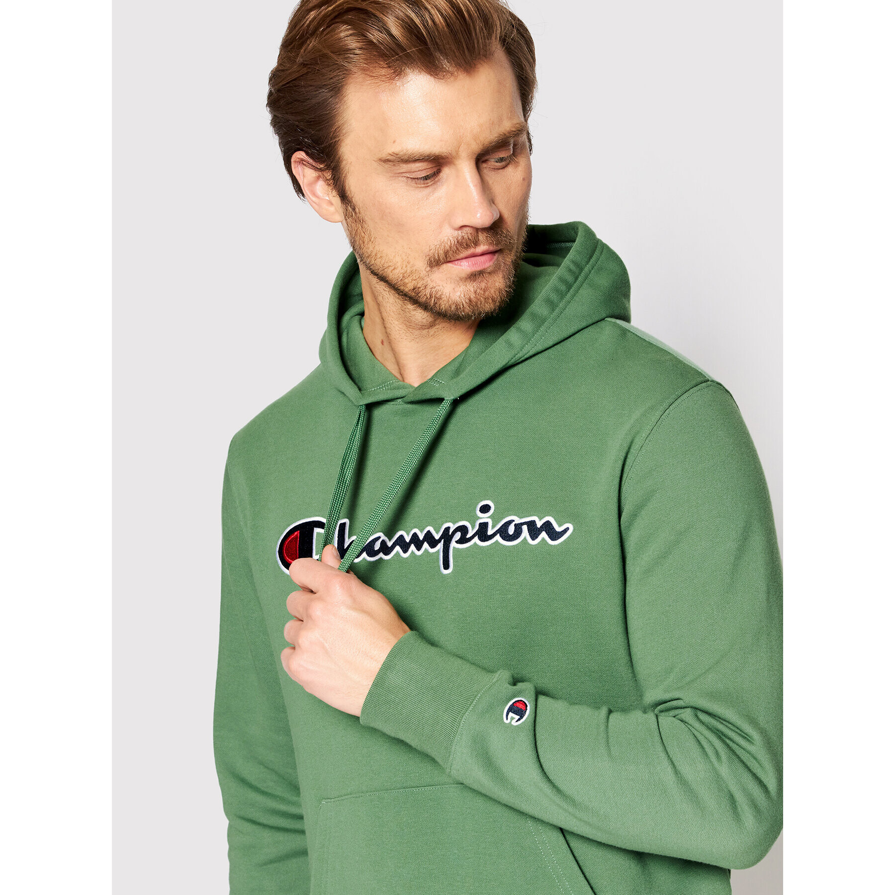 Champion Суитшърт Embroidered Script Logo 217060 Зелен Custom Fit - Pepit.bg