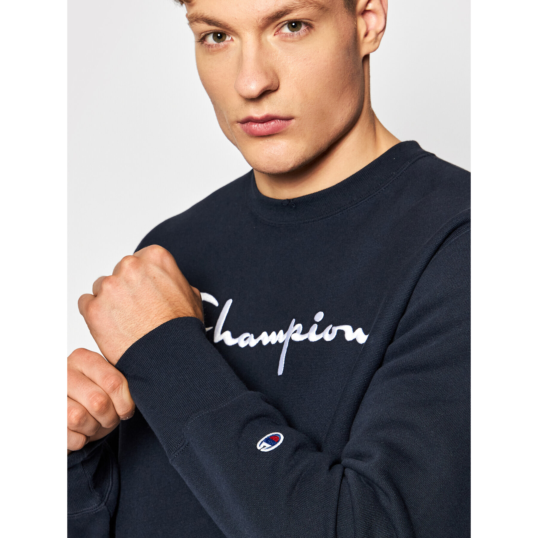 Champion Суитшърт Embroidered Script Logo Reverse Weave 216539 Тъмносин Regular Fit - Pepit.bg