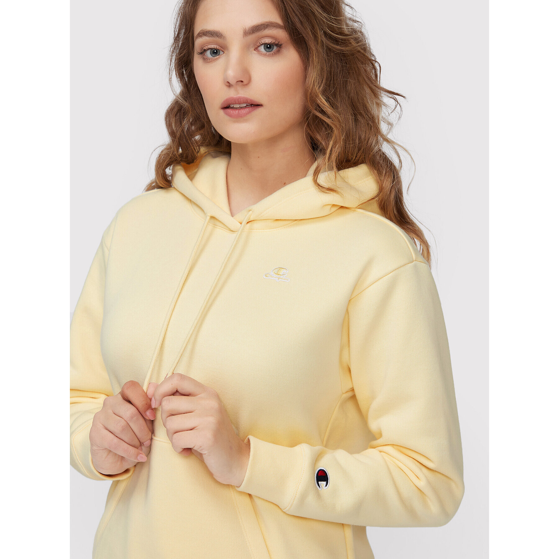 Champion Суитшърт Embroidery 115479 Жълт Relaxed Fit - Pepit.bg