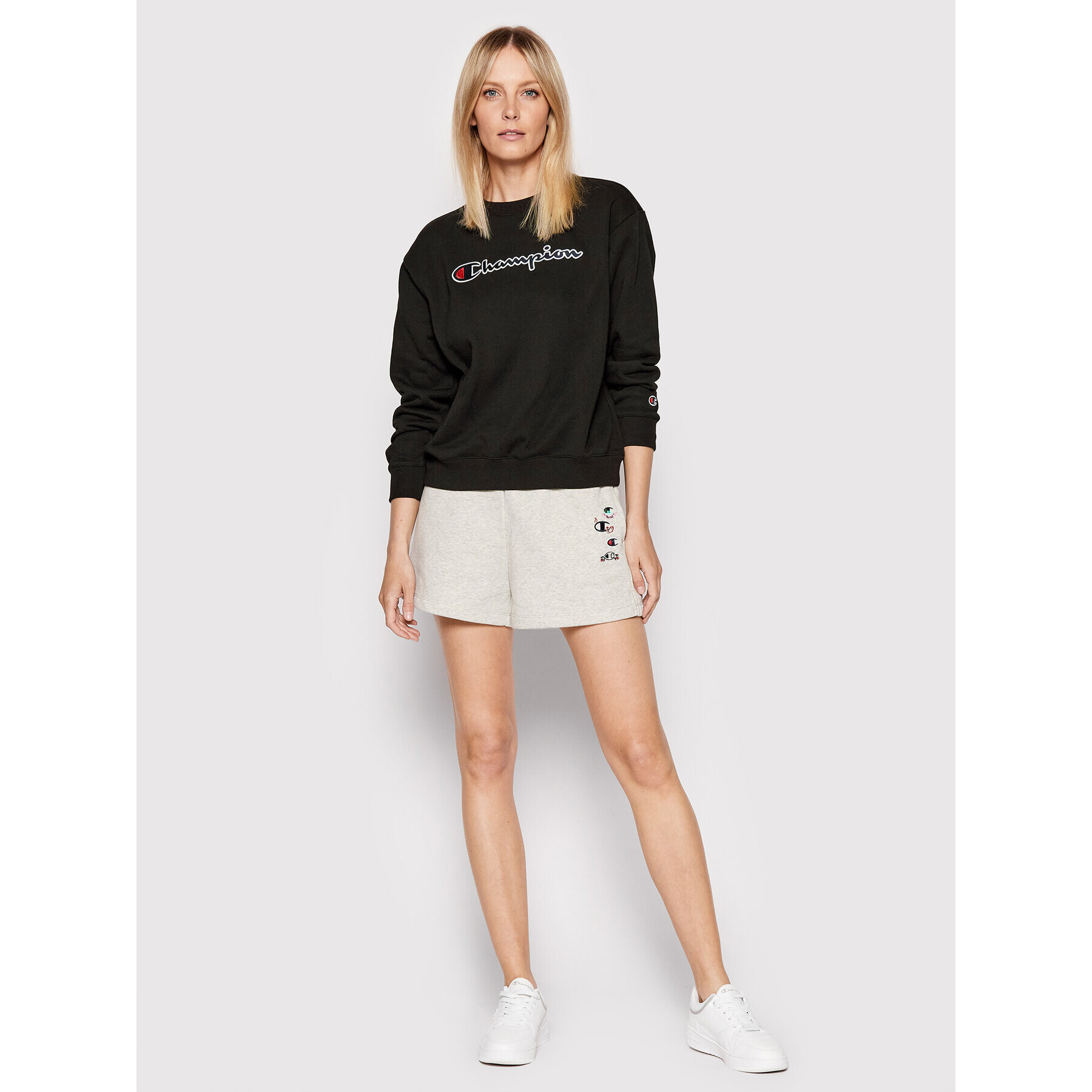 Champion Суитшърт Emroidered 114922 Черен Relaxed Fit - Pepit.bg