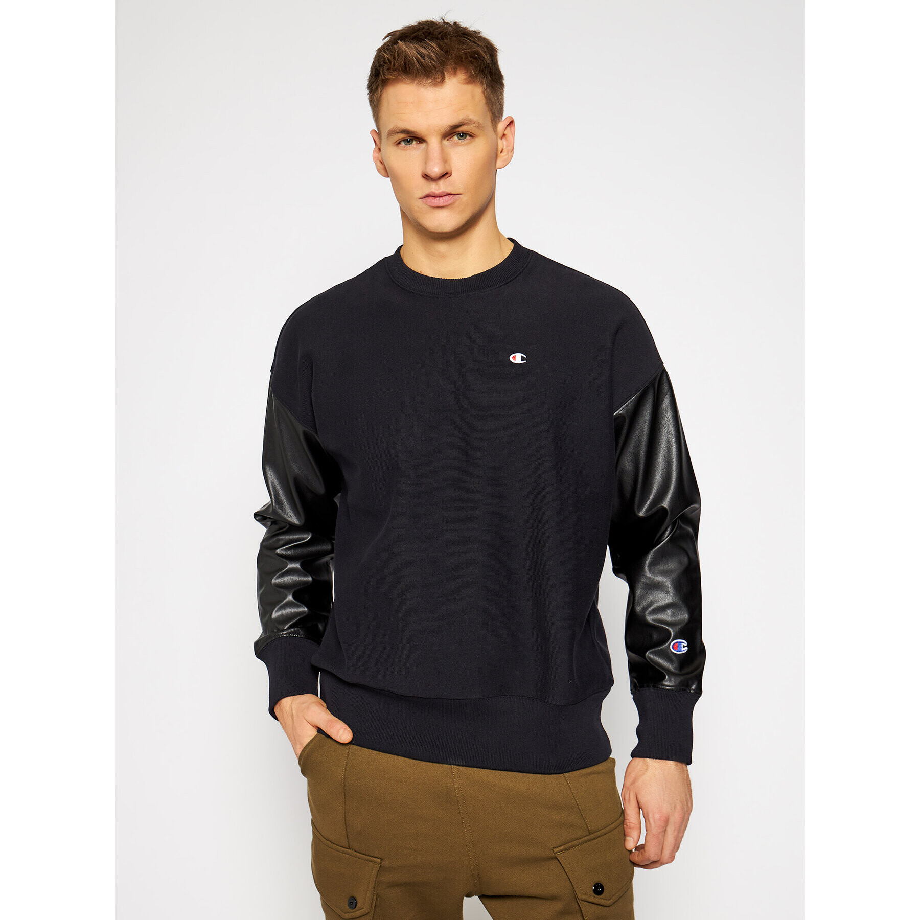 Champion Суитшърт Faux Leather Panel 215195 Черен Regular Fit - Pepit.bg