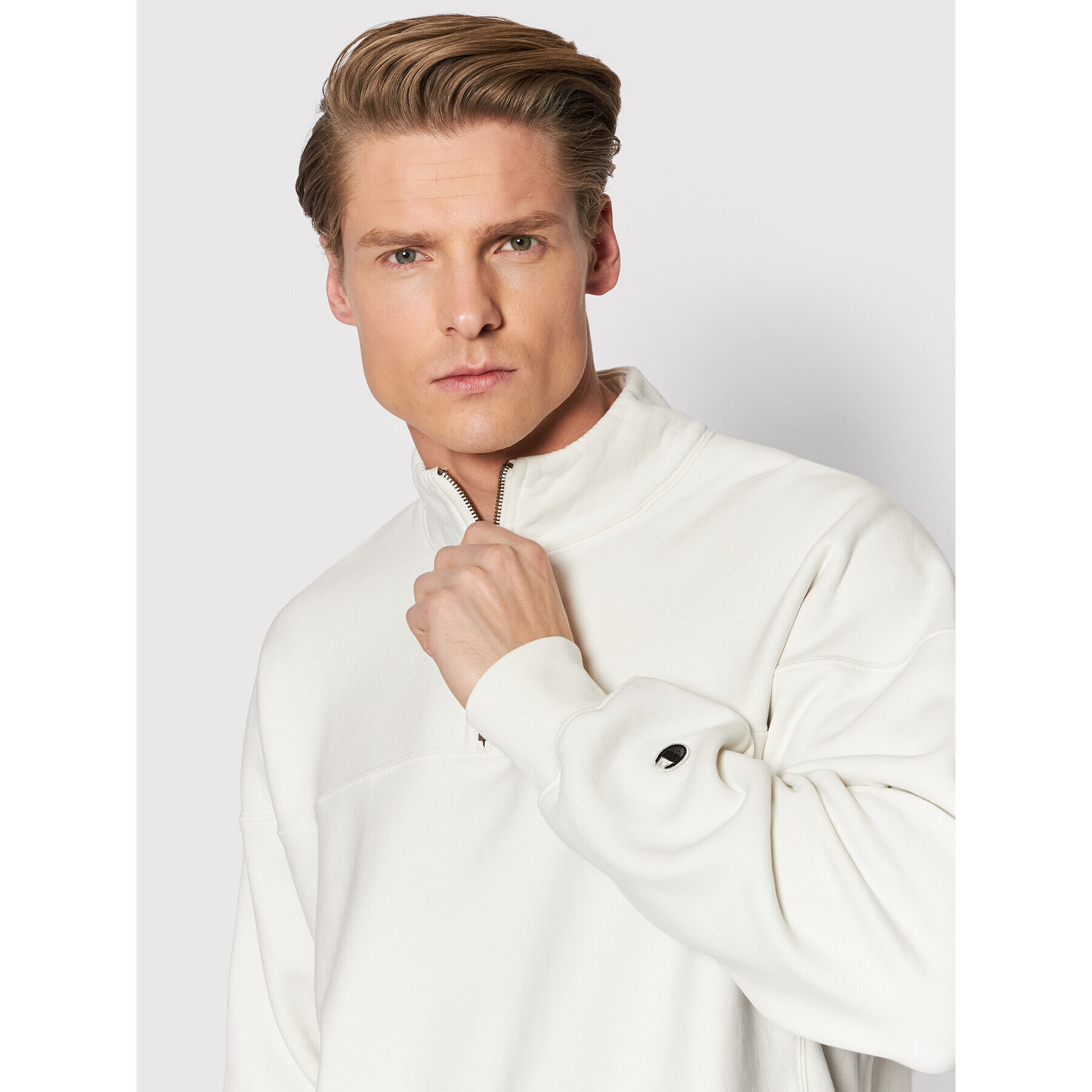 Champion Суитшърт Half Zip-Up 216629 Бял Oversize - Pepit.bg