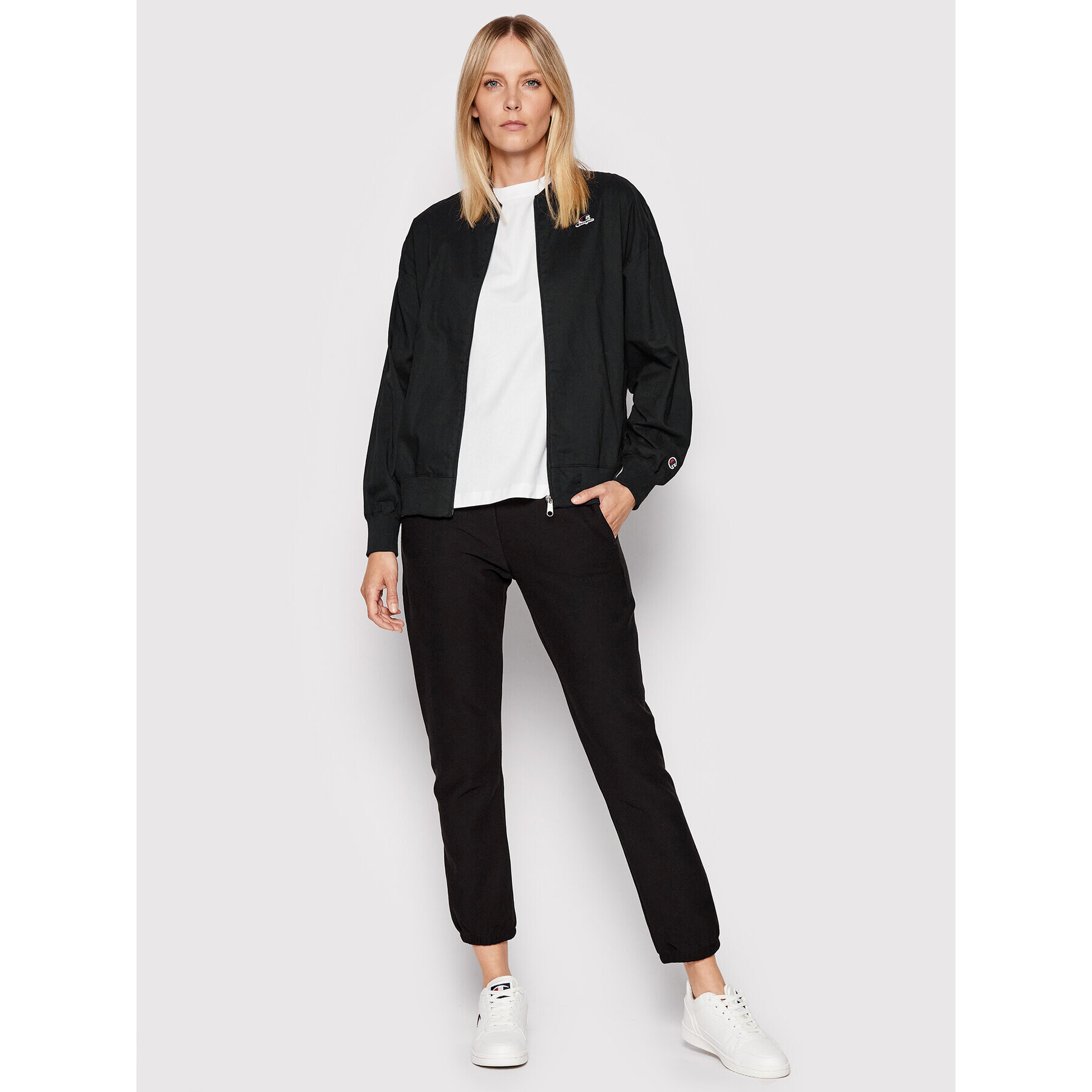 Champion Суитшърт Logo 115339 Черен Boxy Fit - Pepit.bg