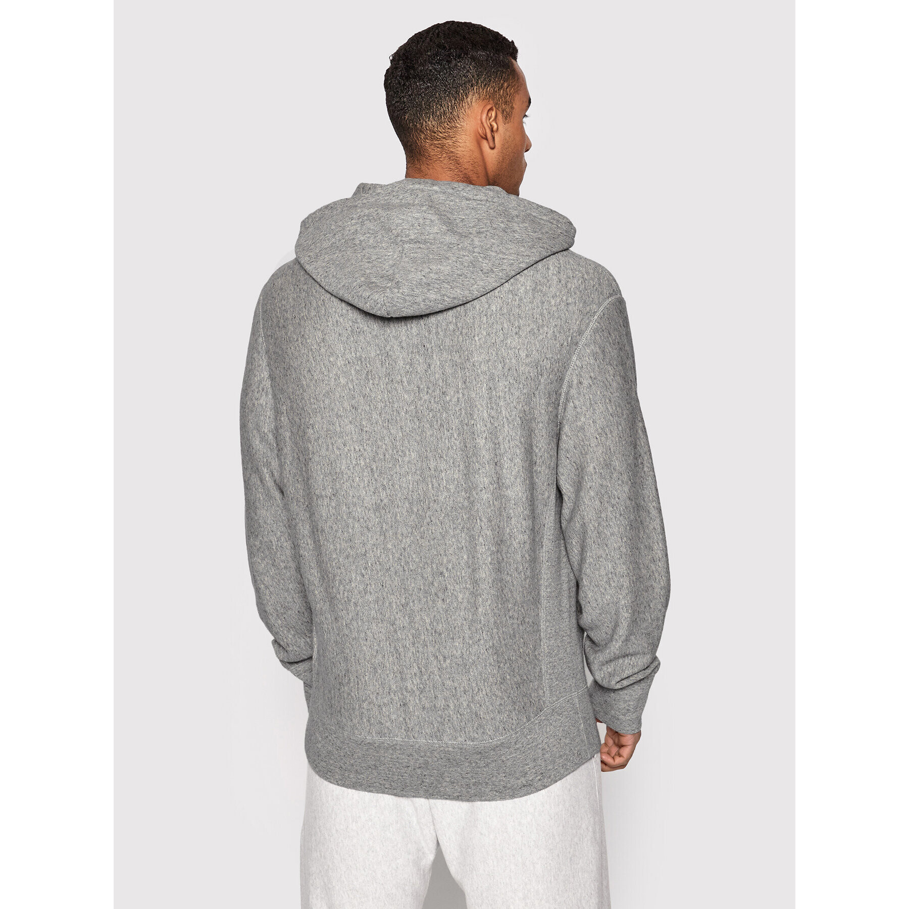 Champion Суитшърт Peanuts™ Graphic 217799 Сив Custom Fit - Pepit.bg