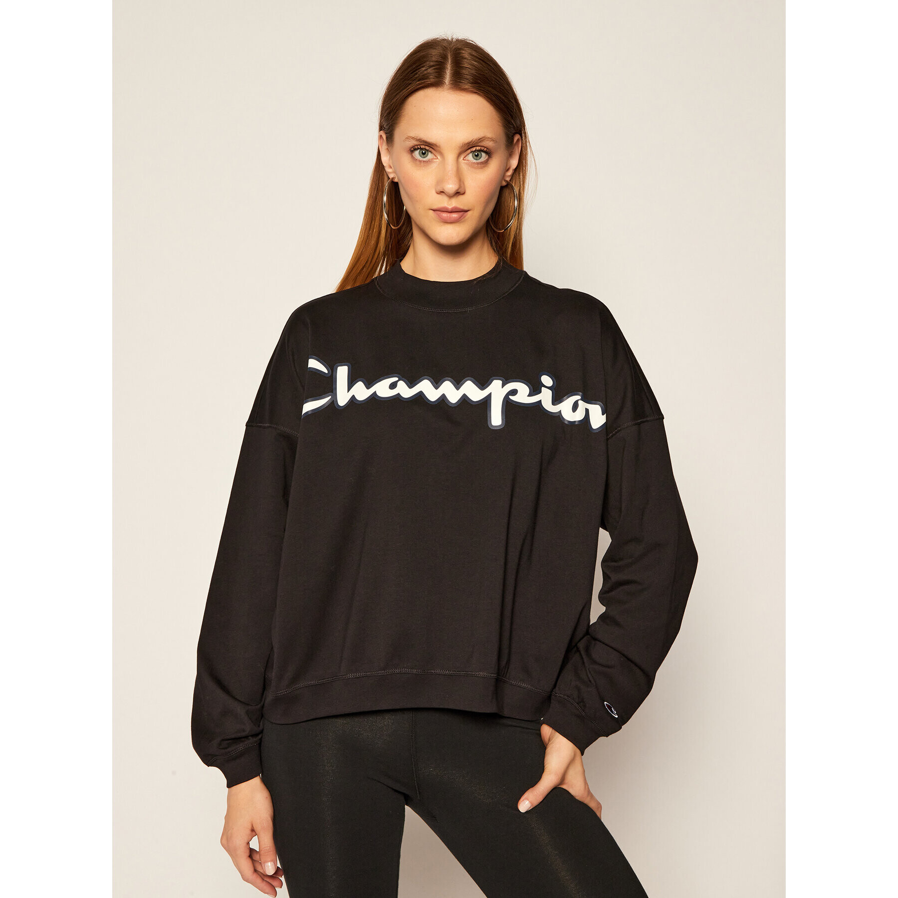 Champion Суитшърт Script Logo 113197 Черен Oversize - Pepit.bg