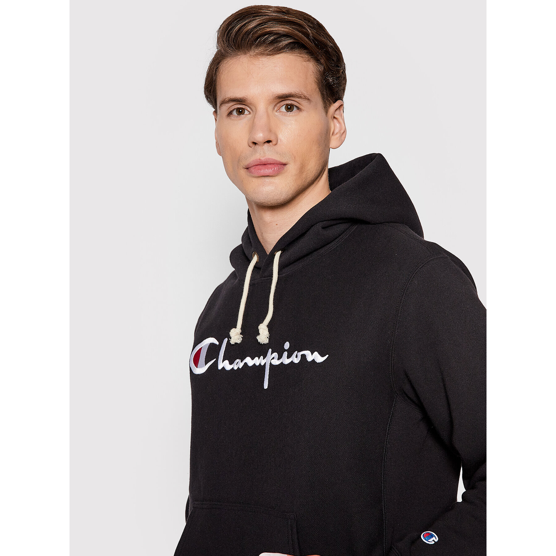 Champion Суитшърт Script Logo 216499 Черен Regular Fit - Pepit.bg