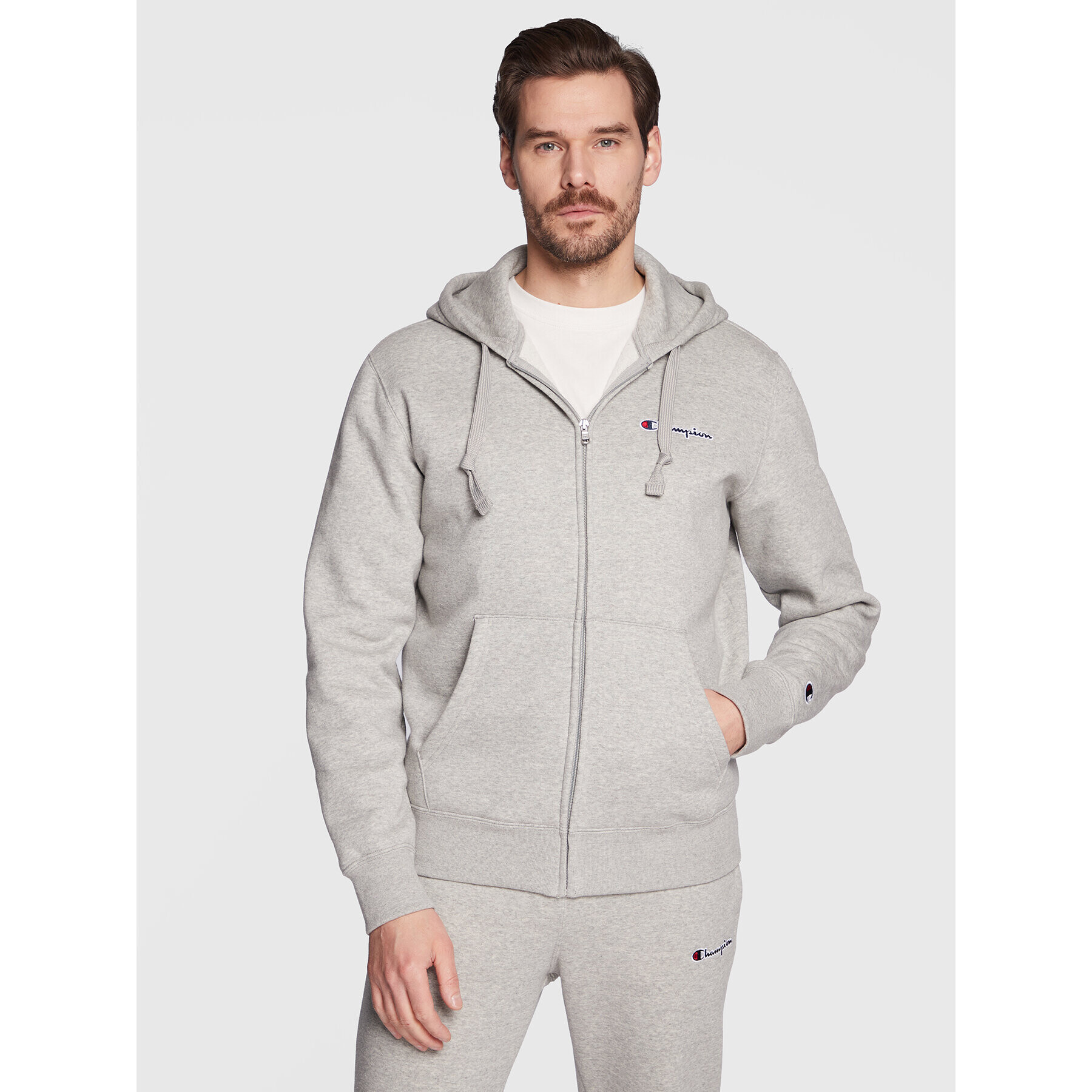 Champion Суитшърт Script Logo Embroidery 217864 Сив Regular Fit - Pepit.bg